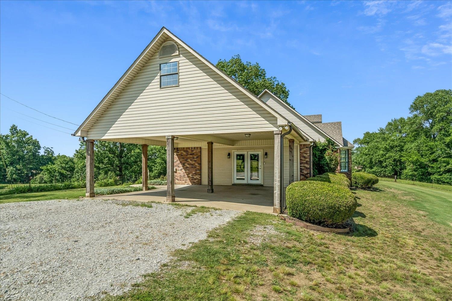 2132 Williams Switch Rd Property Photo 29