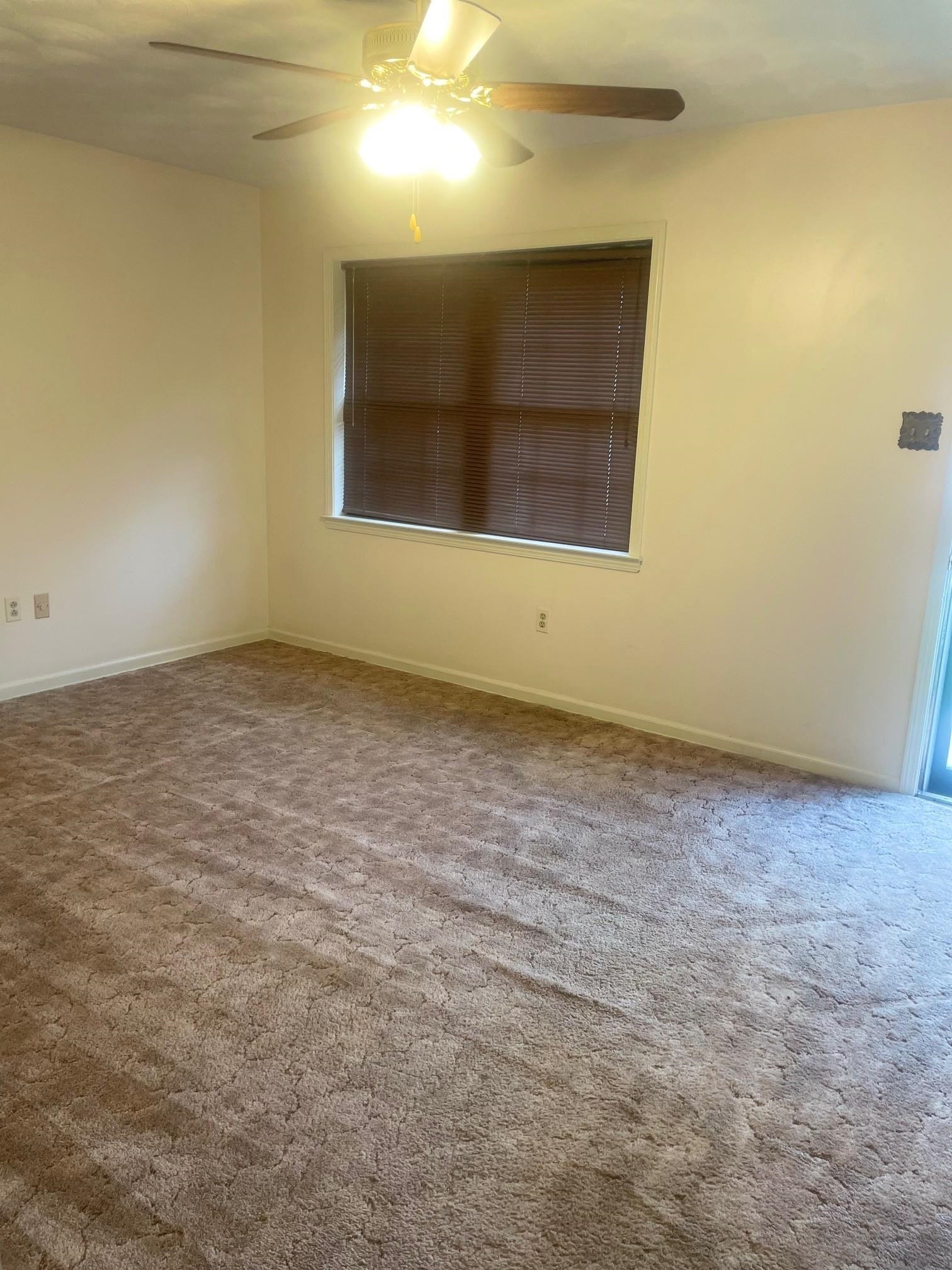 1150 Finch Dr Property Photo 4