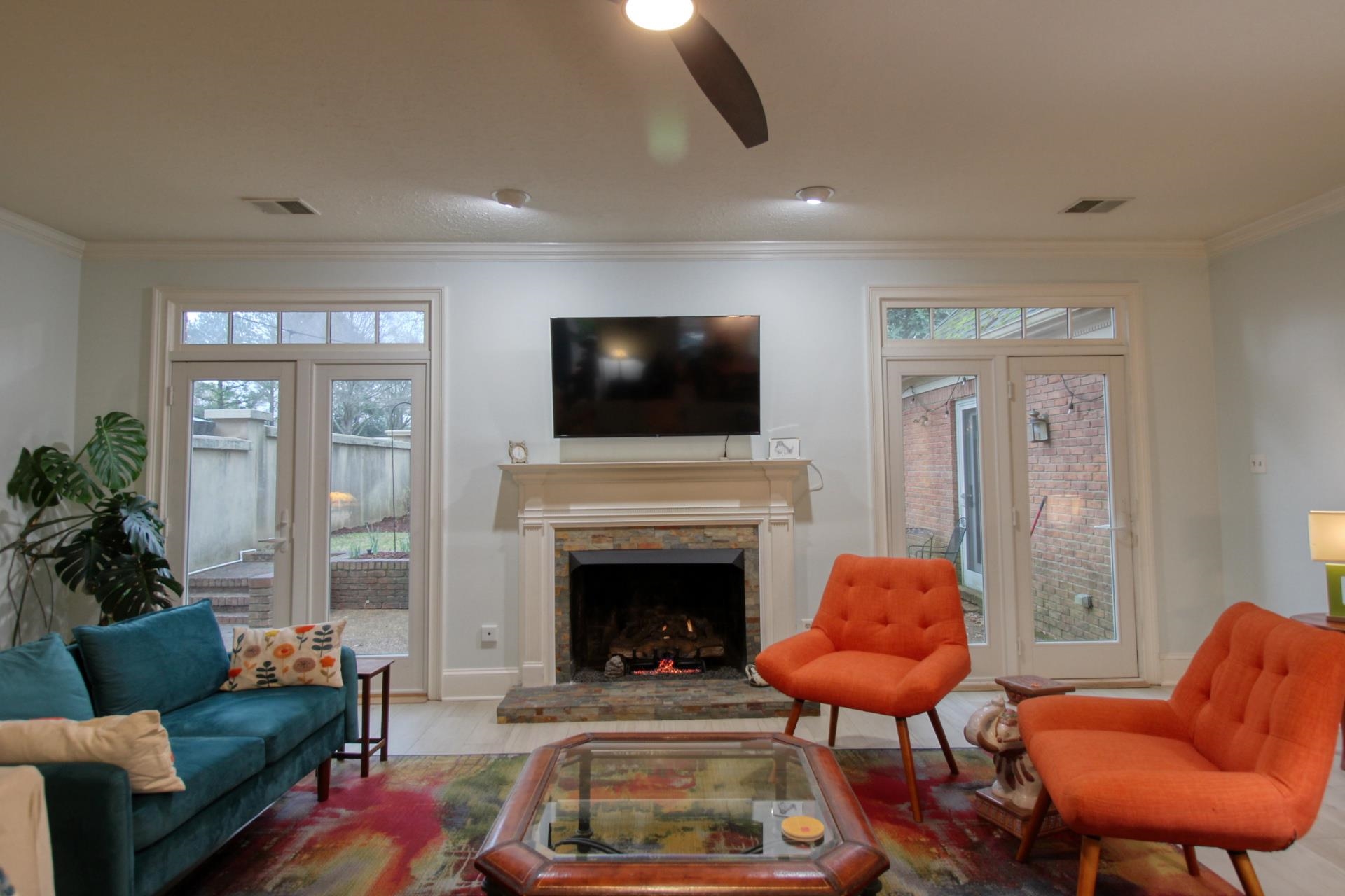 3284 Gallery Dr Property Photo 4