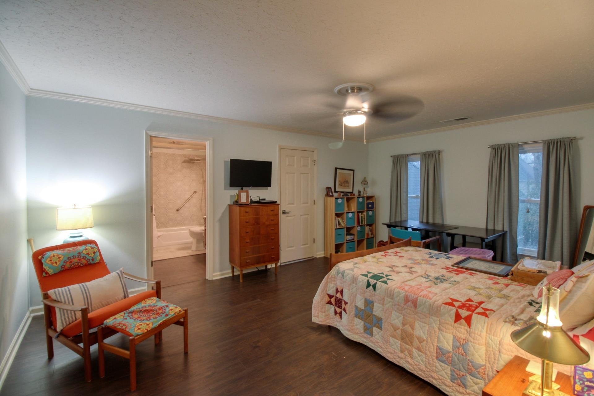 3284 Gallery Dr Property Photo 18