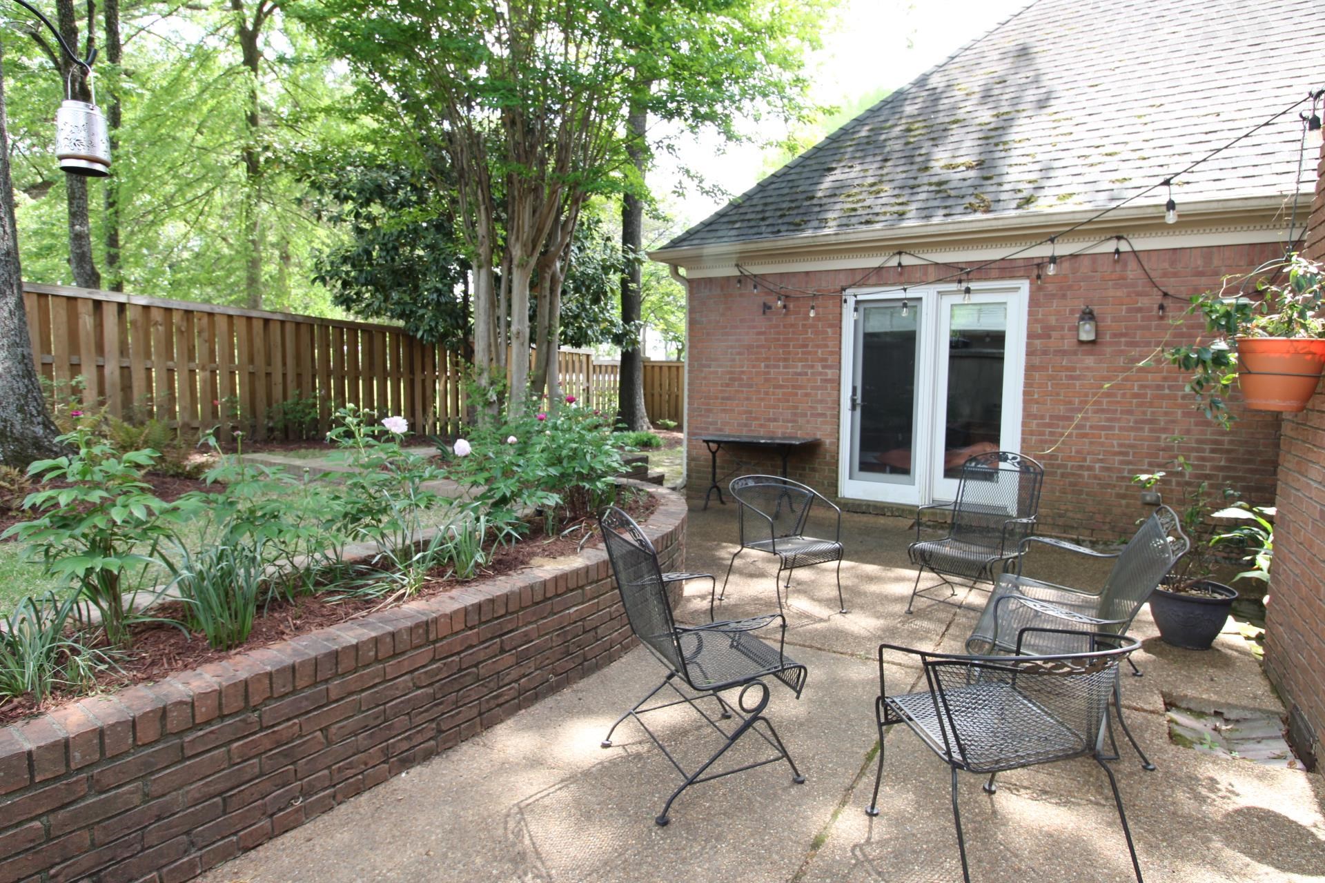 3284 Gallery Dr Property Photo 27