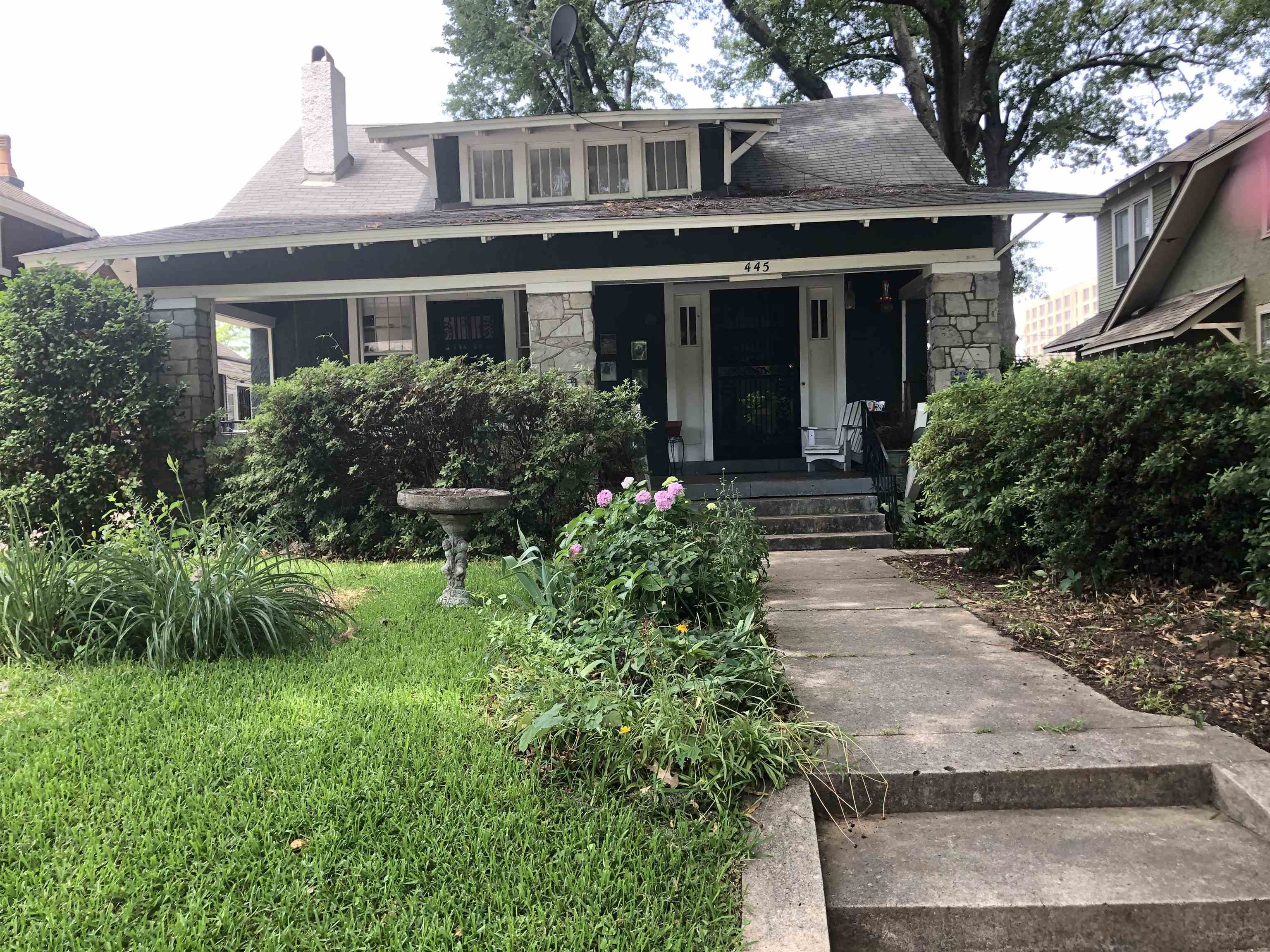 445 Garland St Property Photo 2