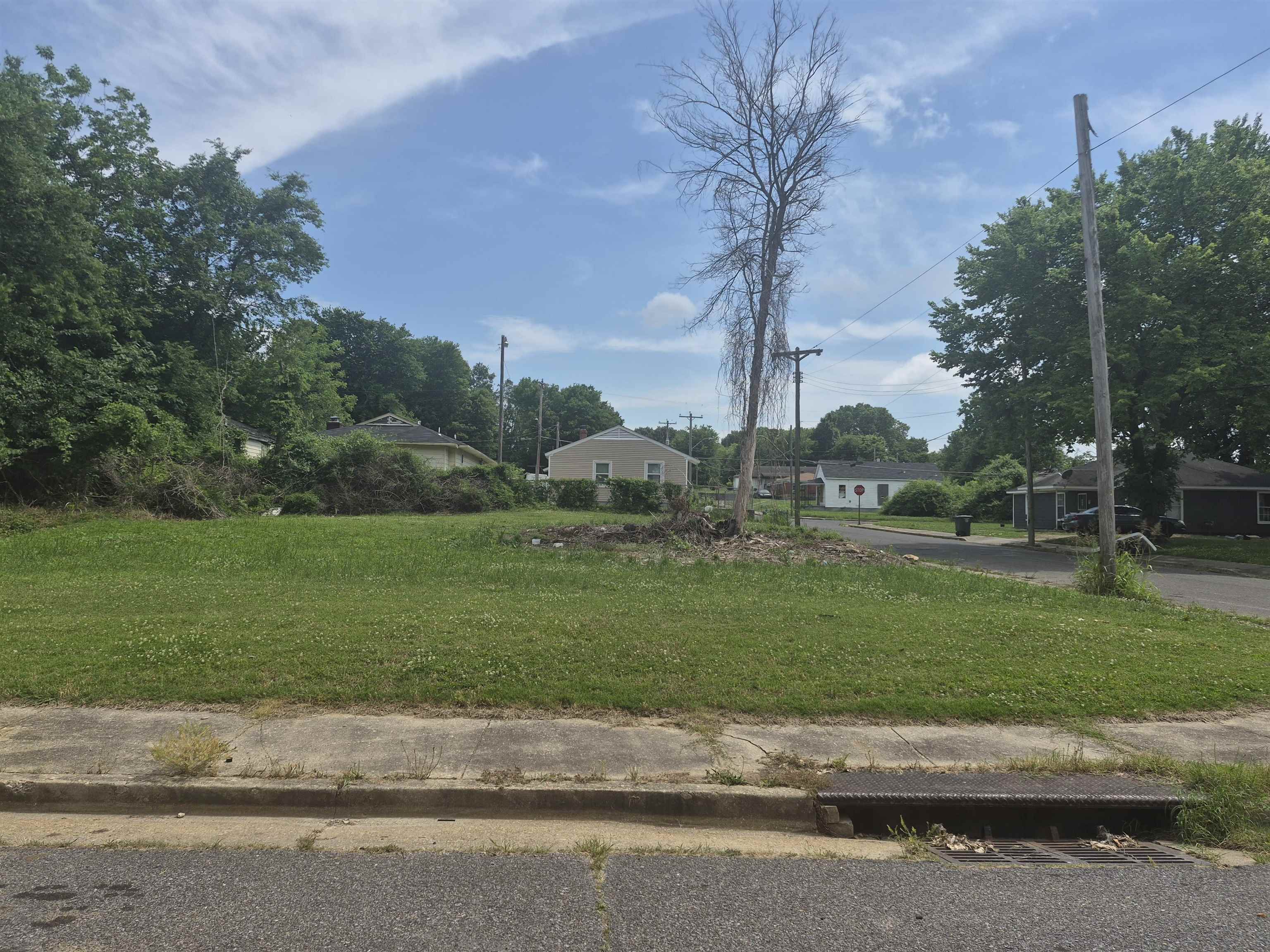 1786 GRAND OPERA RD Property Photo 1