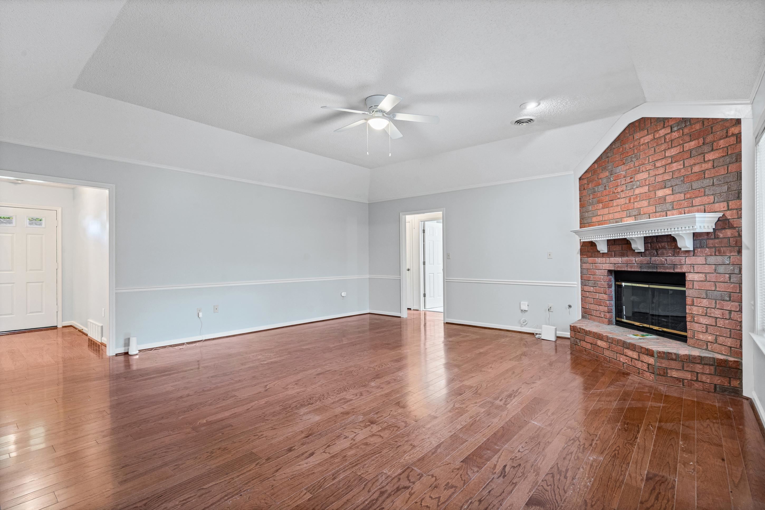 365 Scarletts Way Property Photo 7