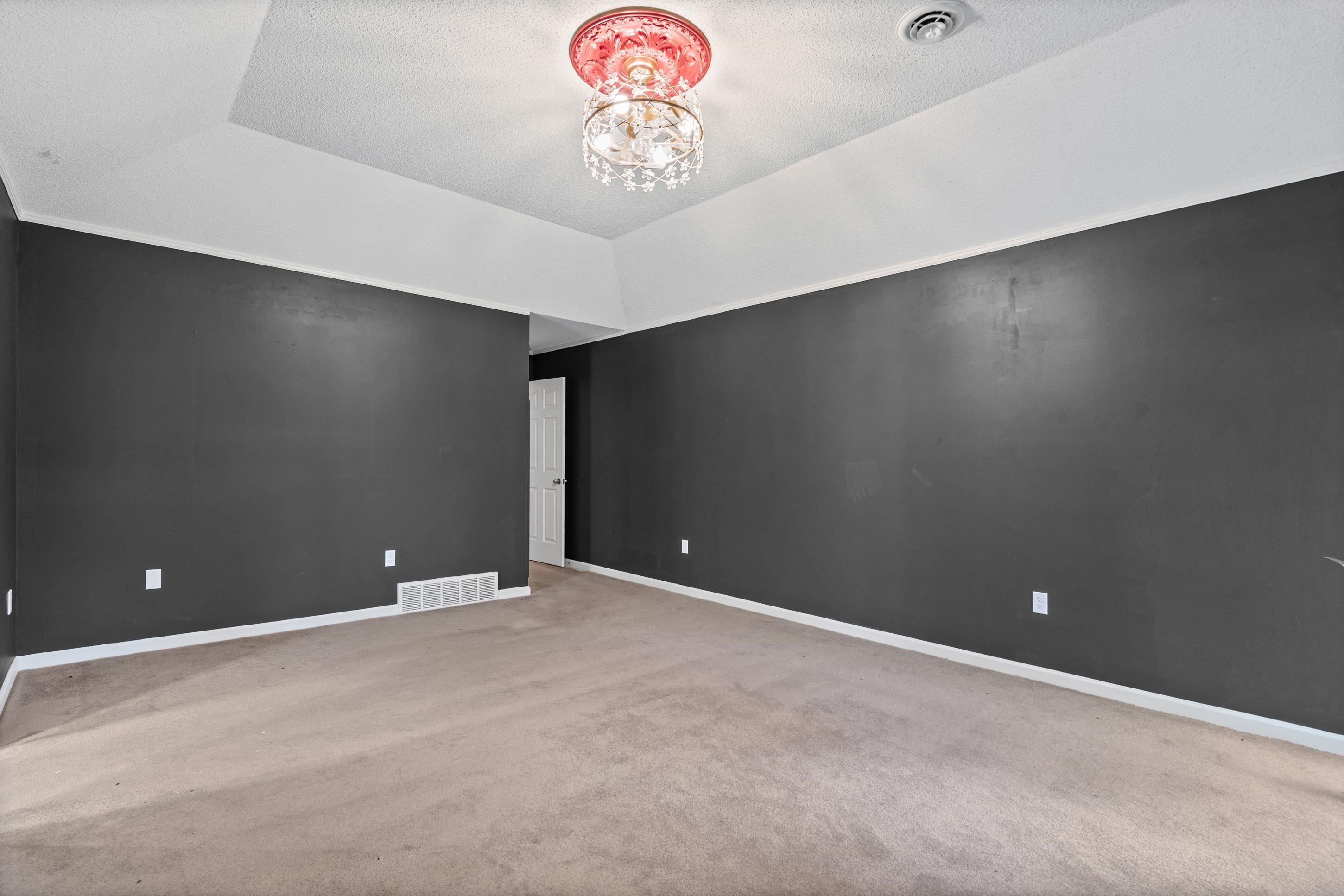365 Scarletts Way Property Photo 15