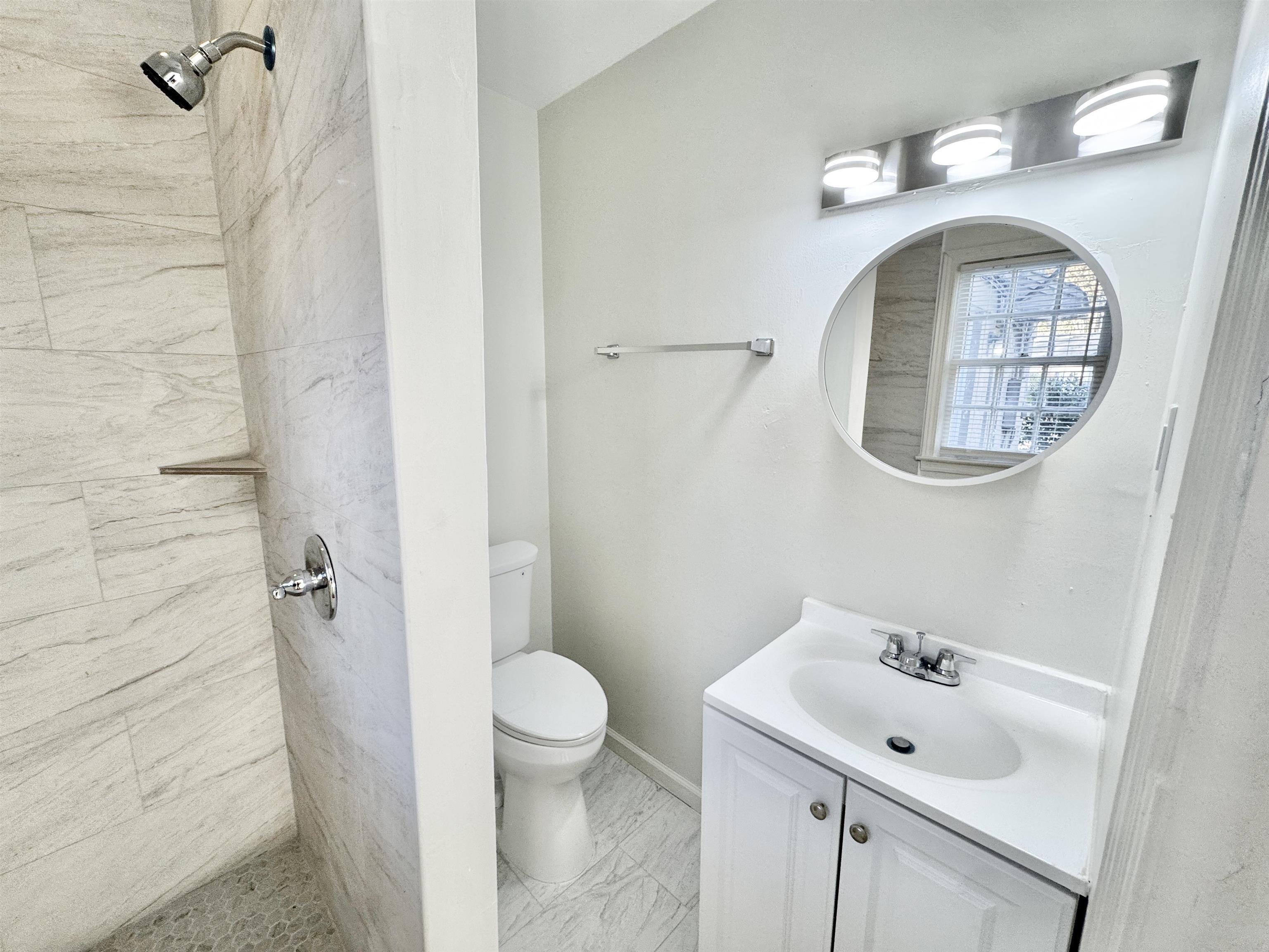 3880 Spottswood Ave Property Photo 12