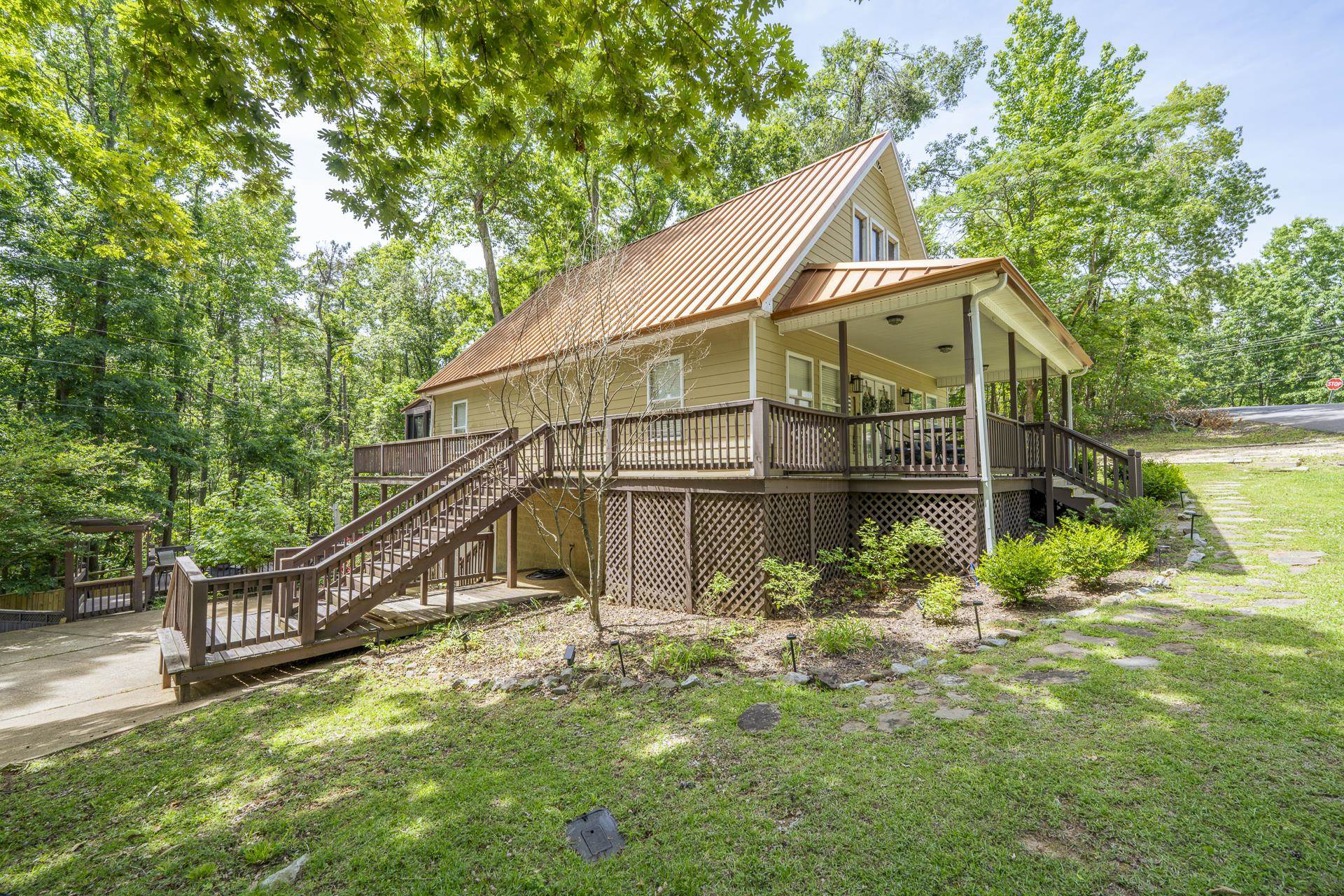 40 Island View Dr Property Photo 2