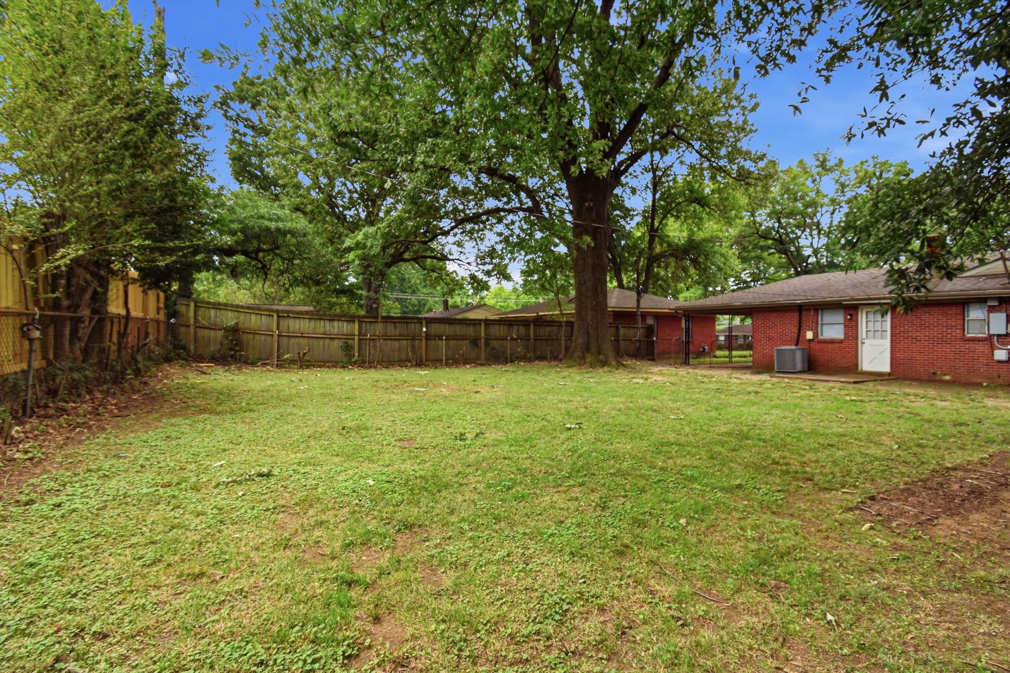 4960 Verne Rd Property Photo 4