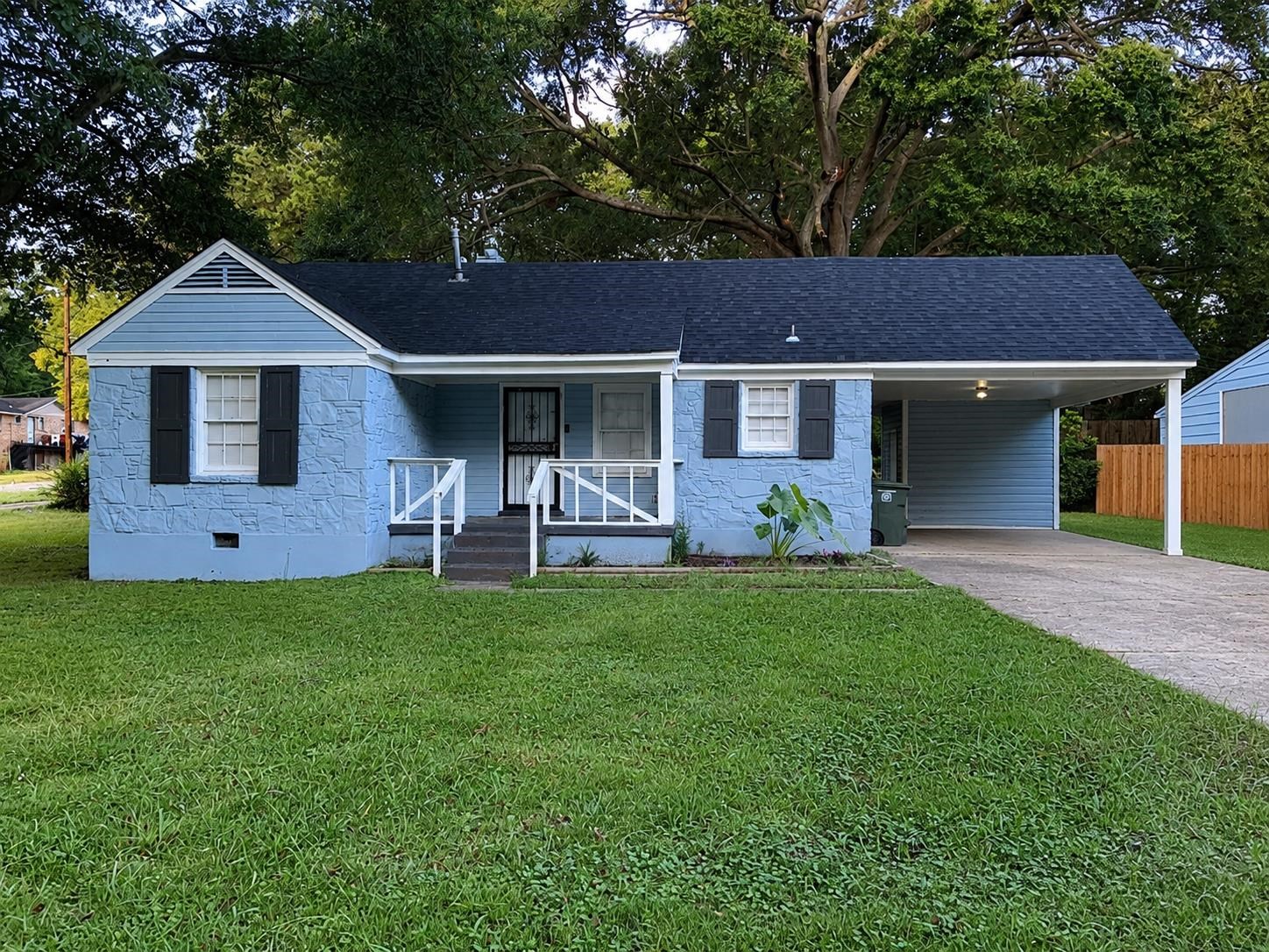 3077 Signal St Property Photo 1