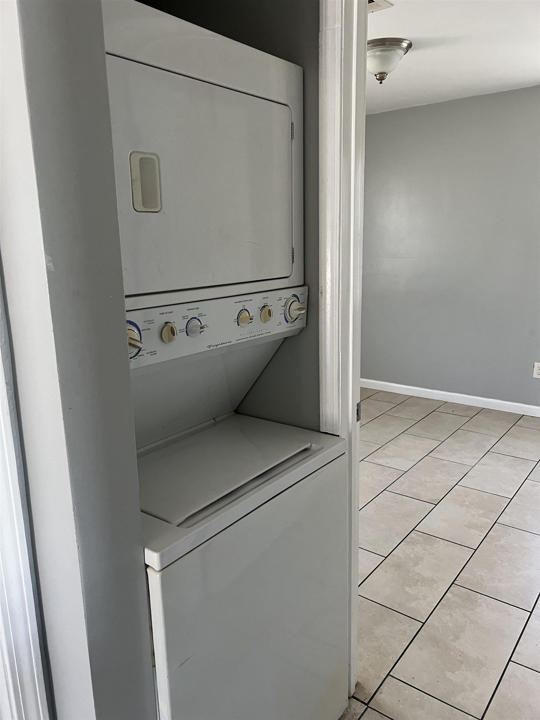 464 Lipford St Property Photo 4