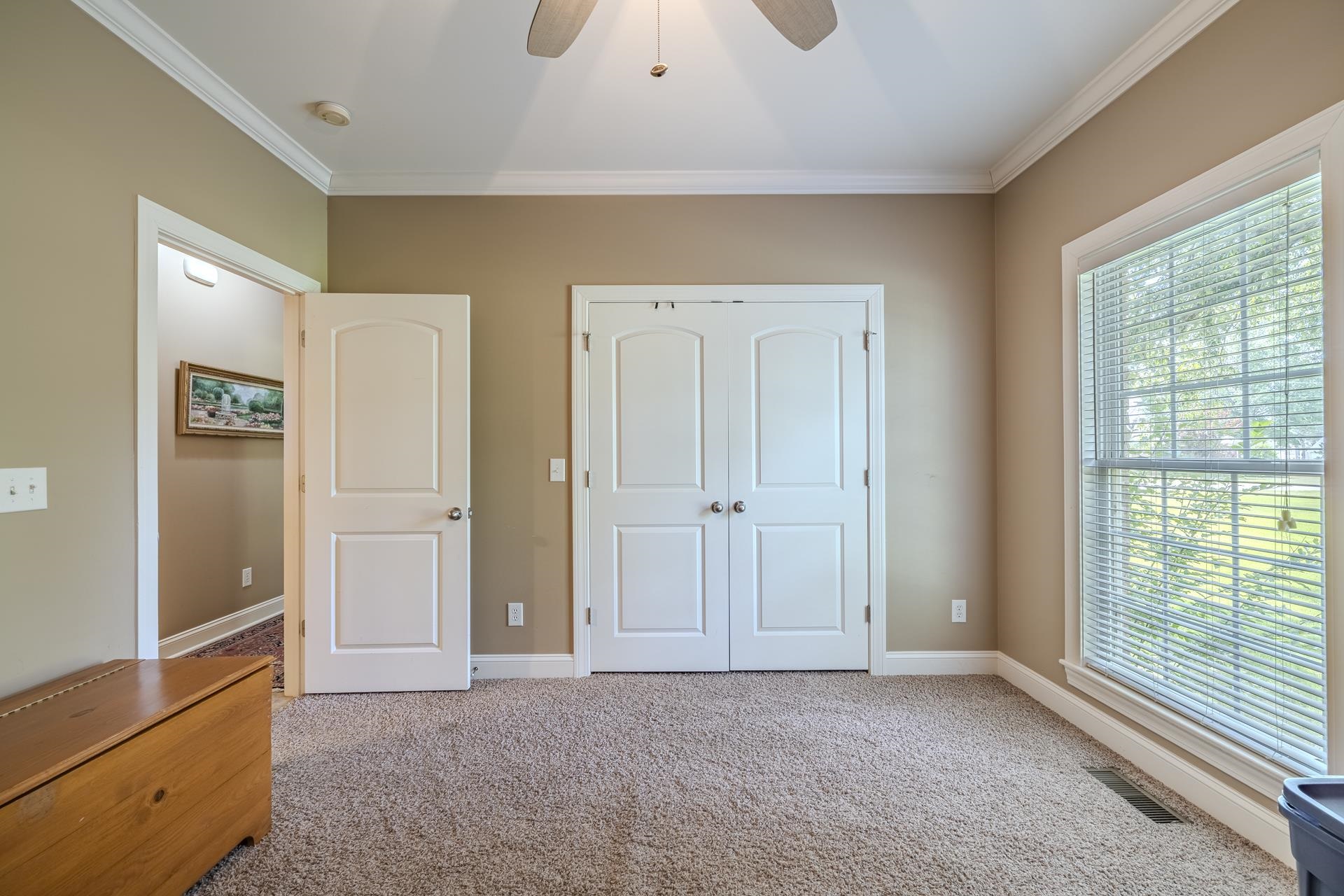 670 Bowen Dr Property Photo 27