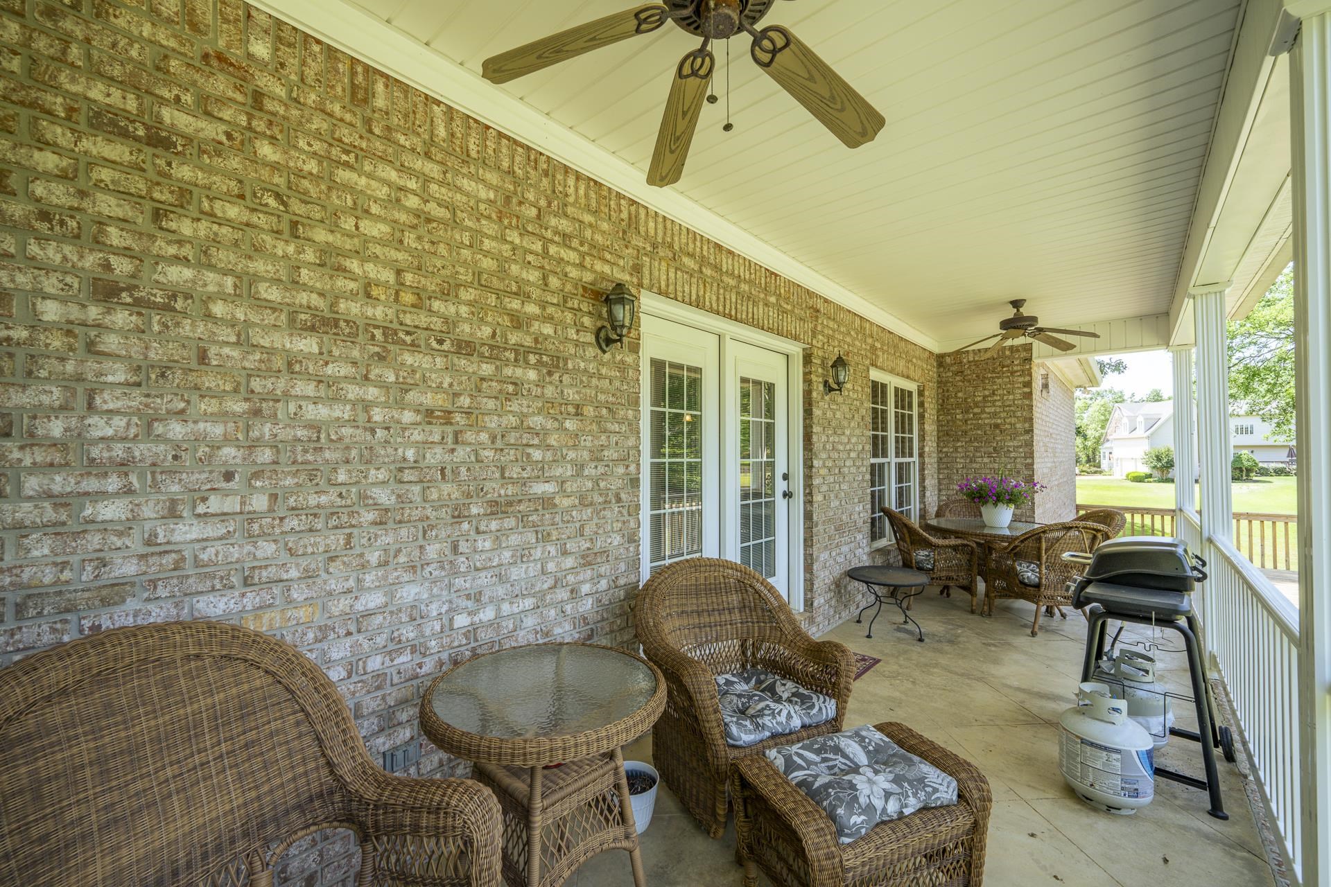 670 Bowen Dr Property Photo 33