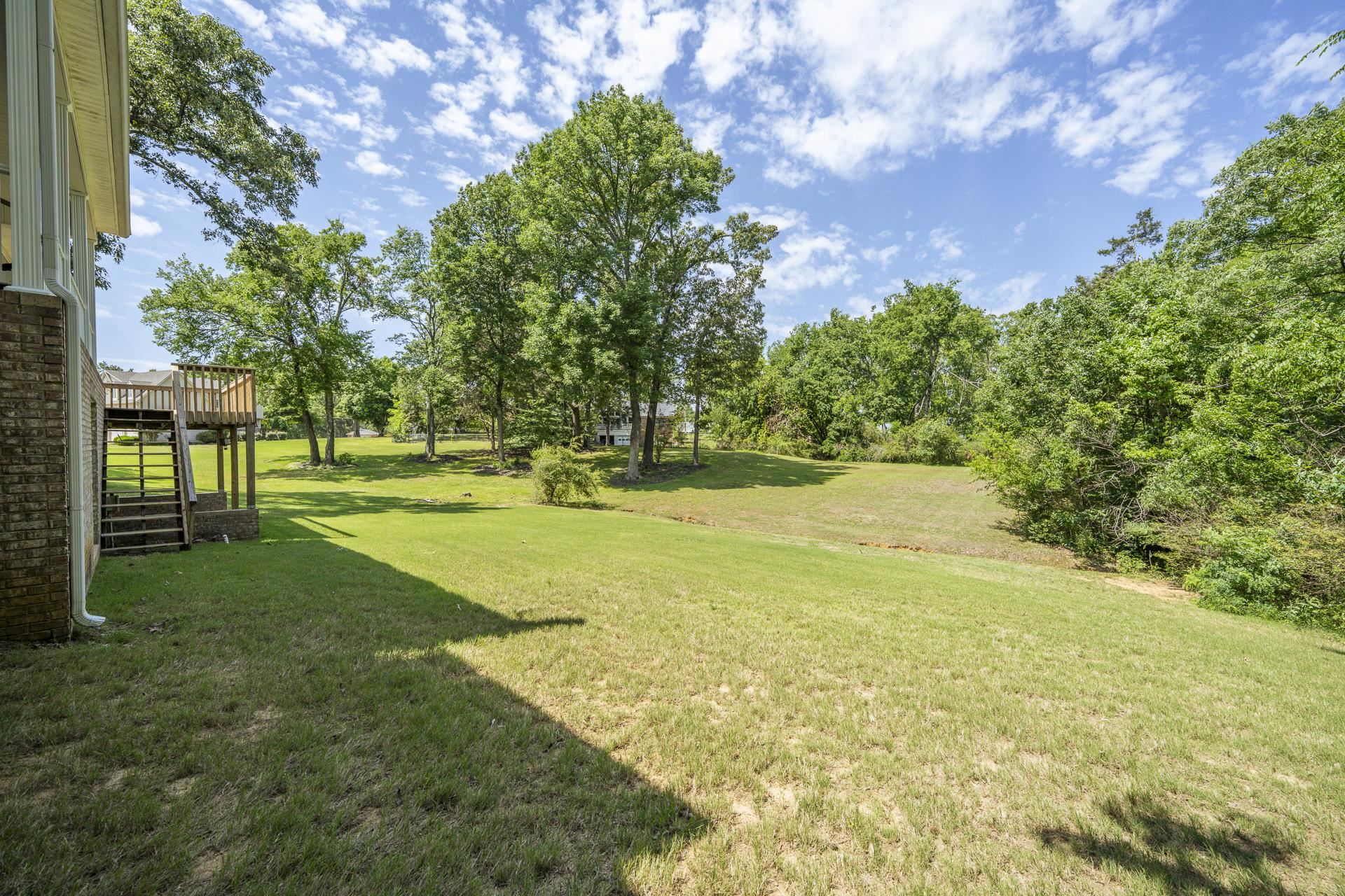 670 Bowen Dr Property Photo 39