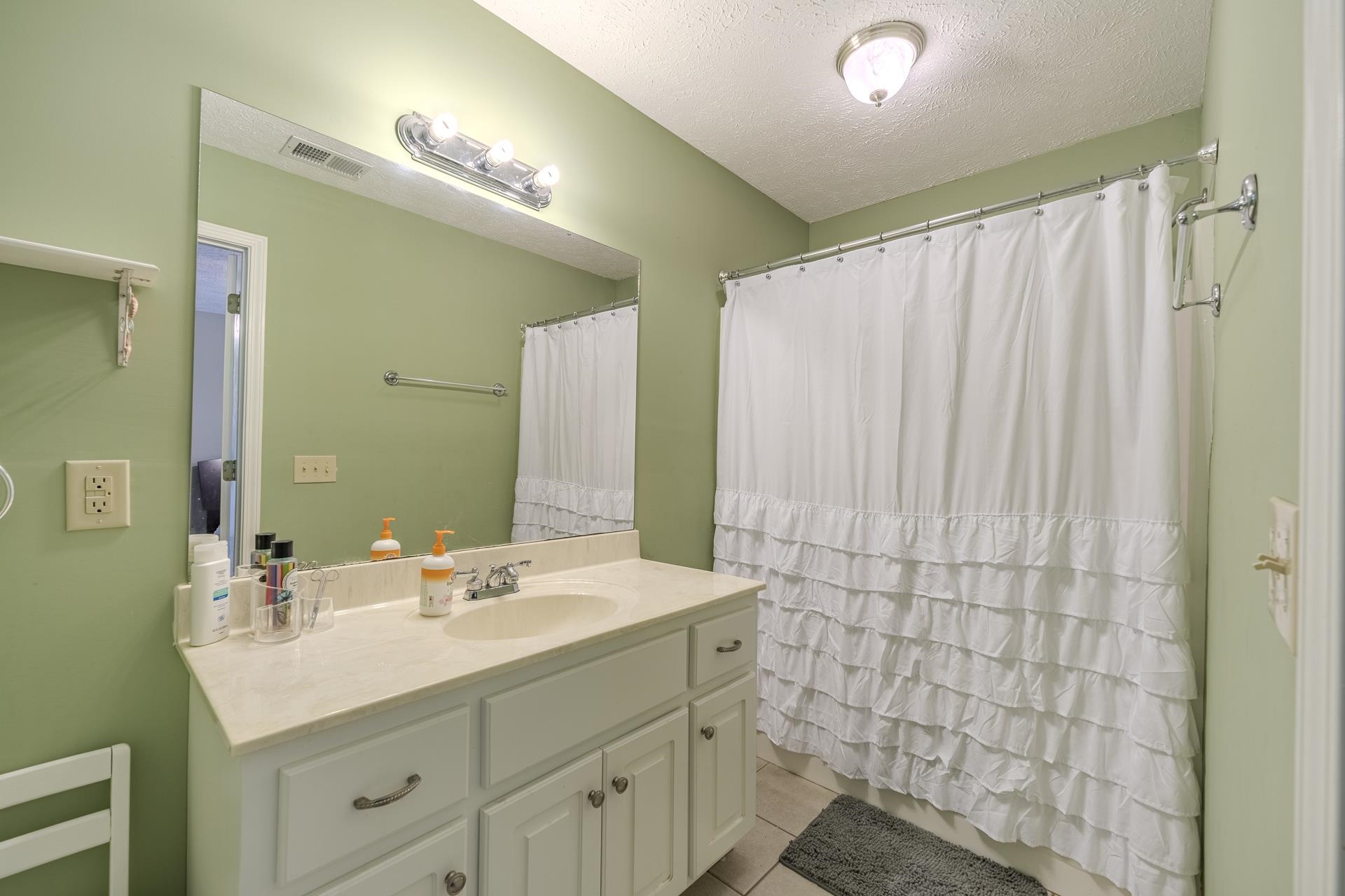 230 Chance Cv Property Photo 19