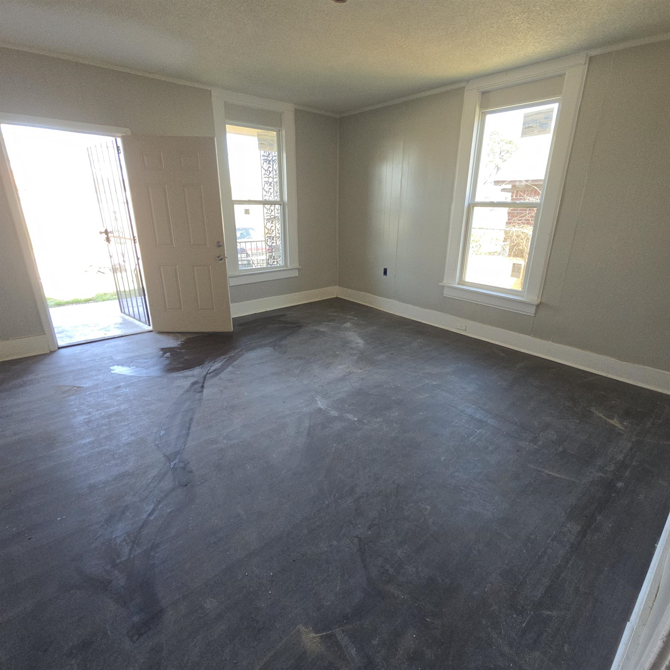 385 Walker Ave Property Photo 11