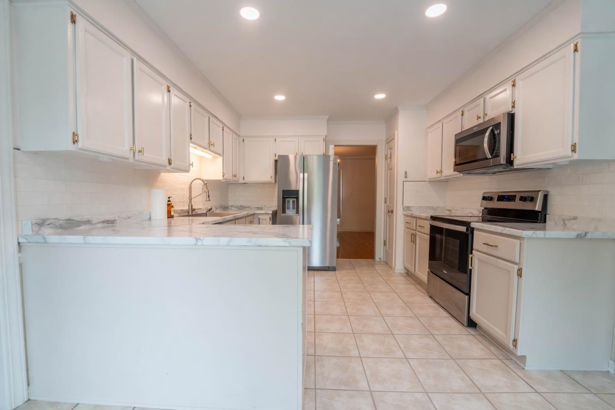 2063 Dalkeith Dr Property Photo 11