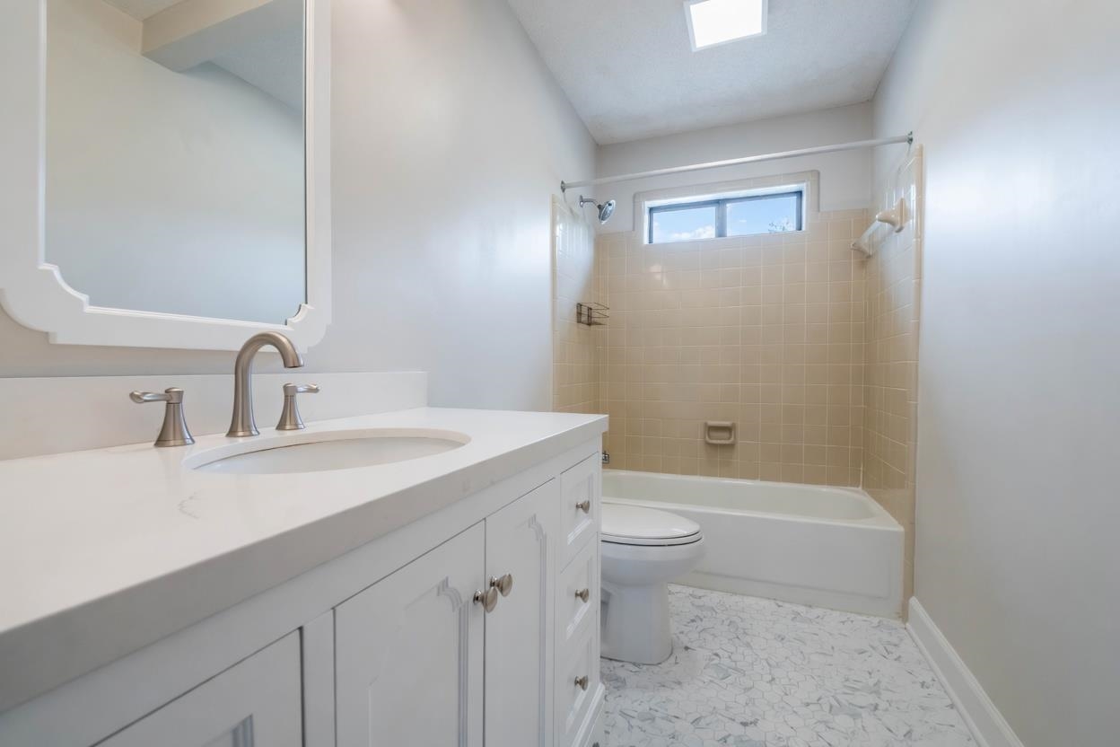 2063 Dalkeith Dr Property Photo 21