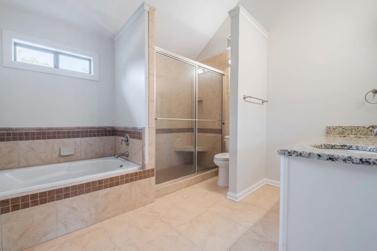 2063 Dalkeith Dr Property Photo 27