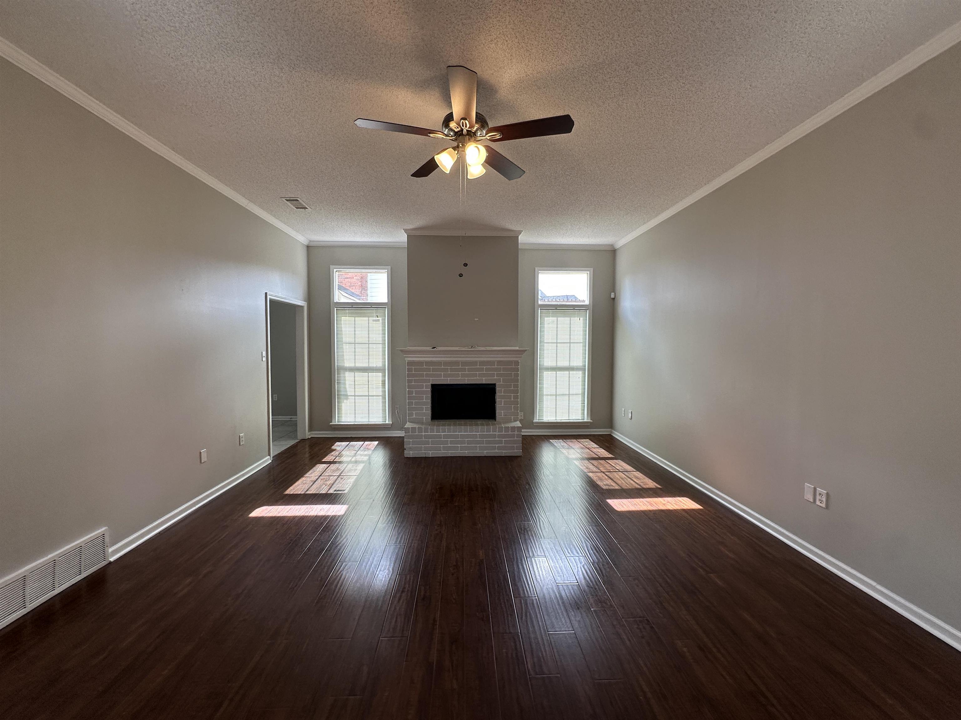 5583 Liberty Ridge Cv Property Photo 6