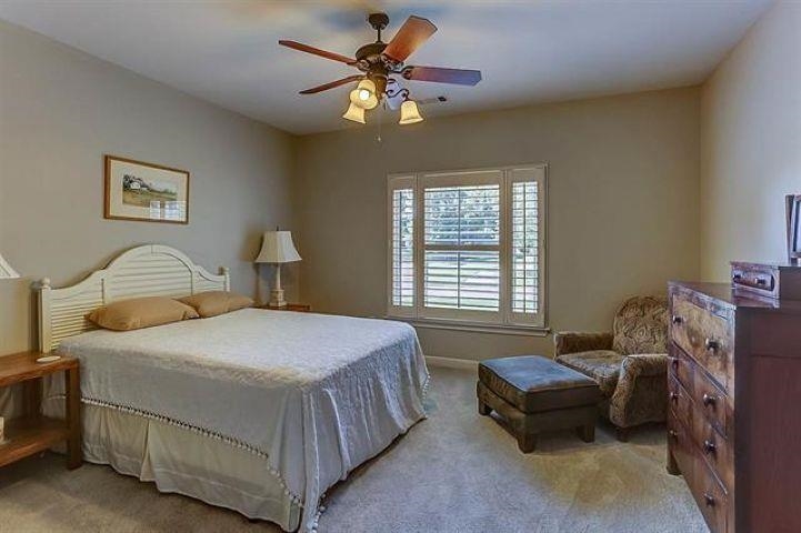 2520 Fox Hill Dr Property Photo 21