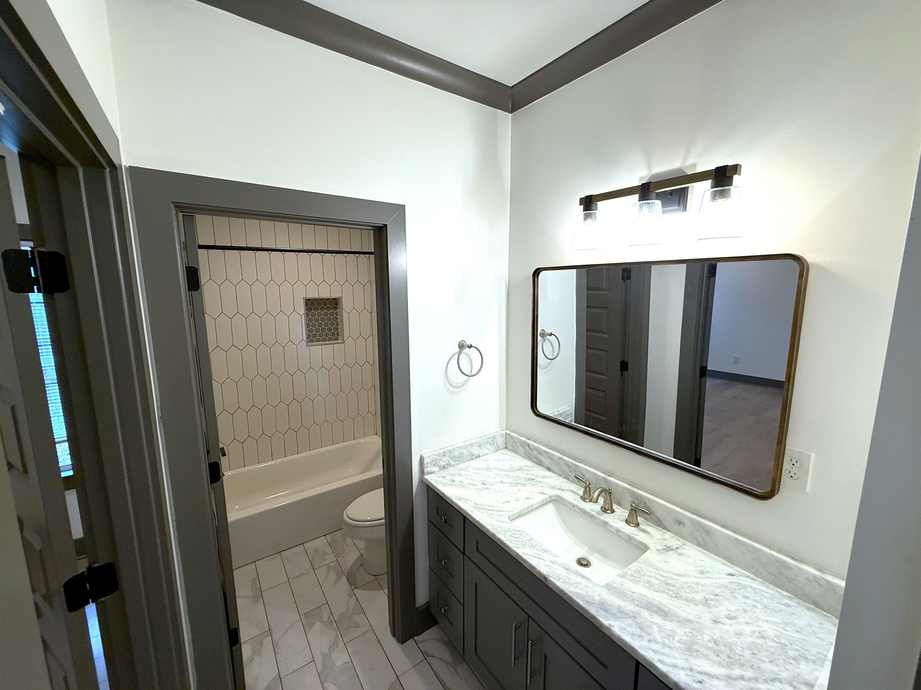 4948 Wilburn Ave Property Photo 11