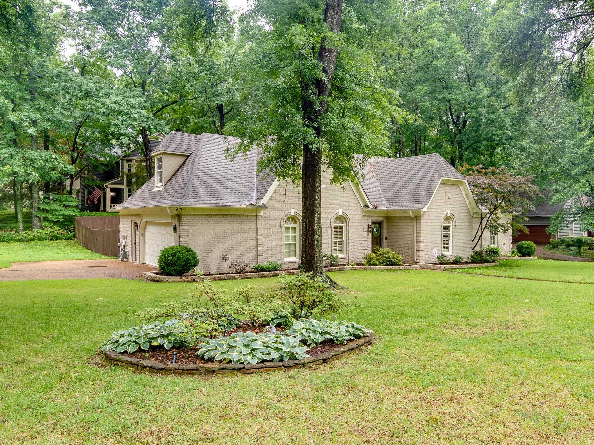 791 N Tree Dr Property Photo 27
