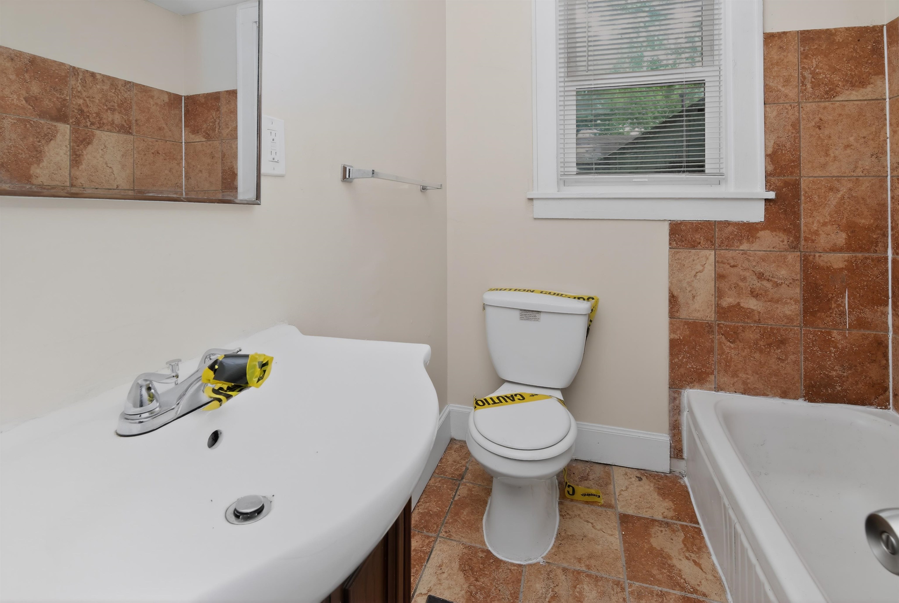 1841 James Rd Property Photo 29