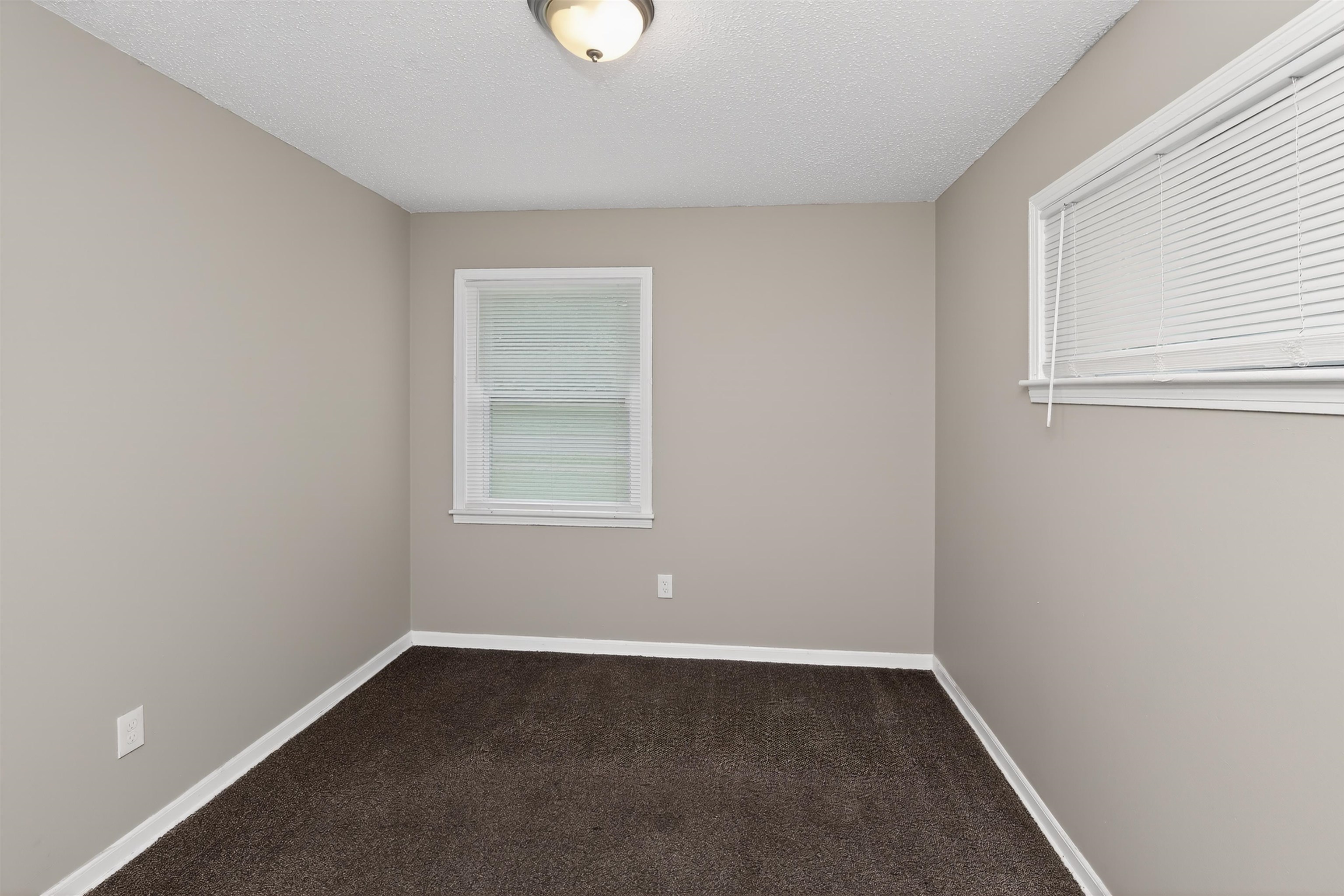 3837 Voltaire Ave Property Photo 13