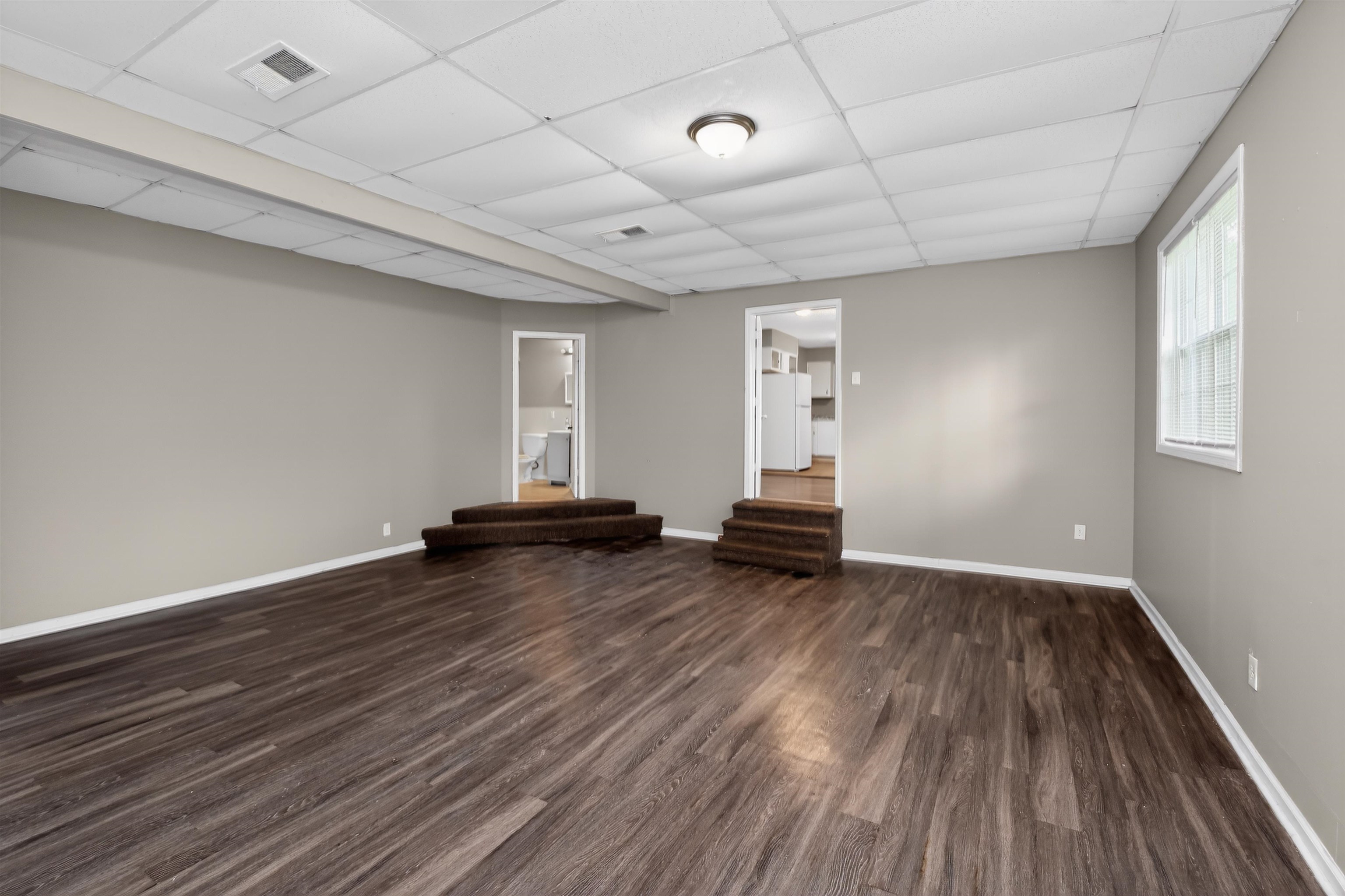 3837 Voltaire Ave Property Photo 16