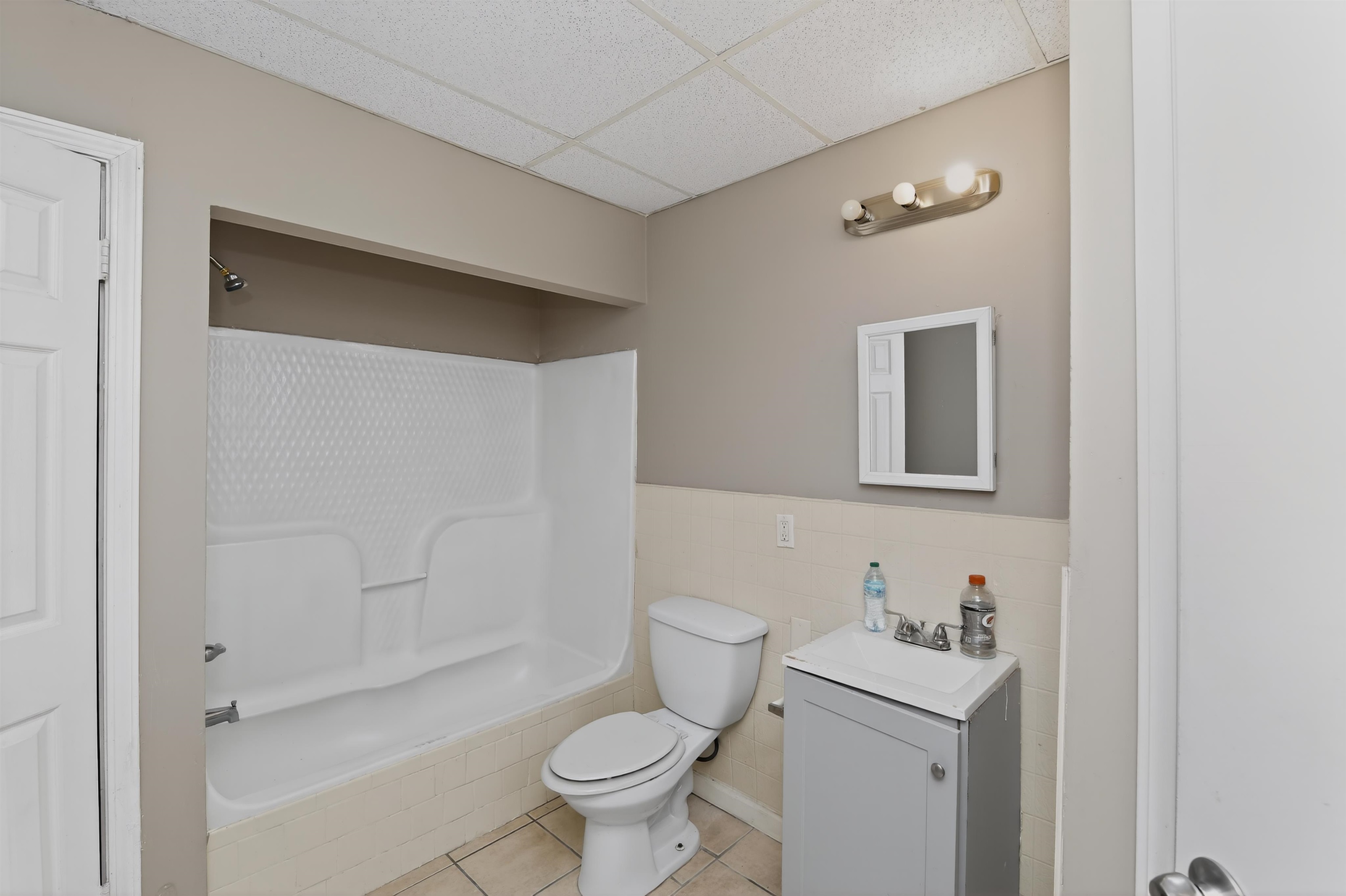 3837 Voltaire Ave Property Photo 27