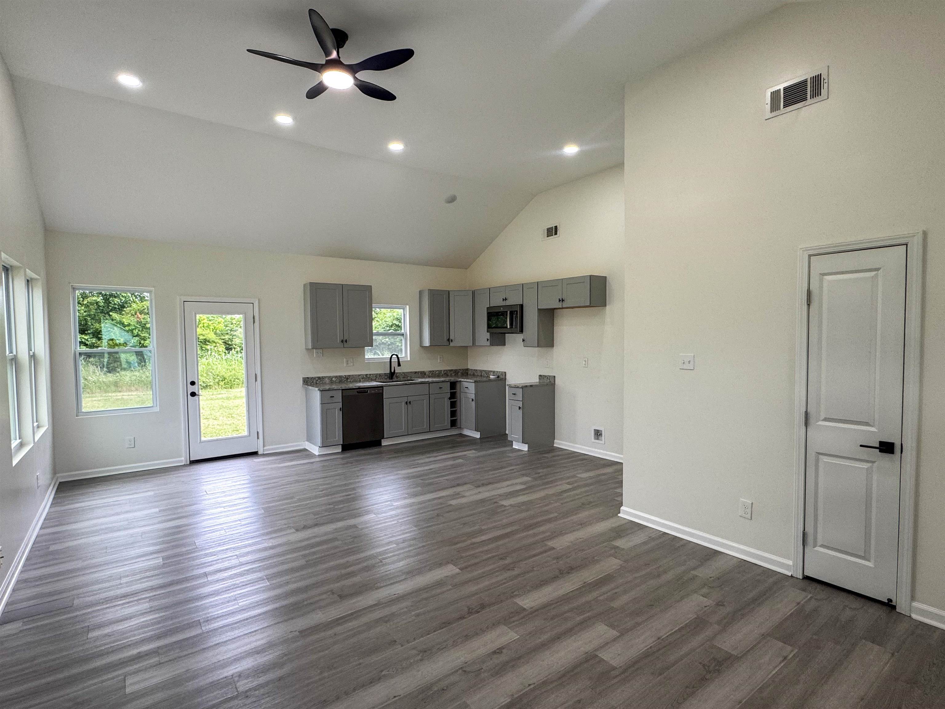 56 Brookside Ave Property Photo 4