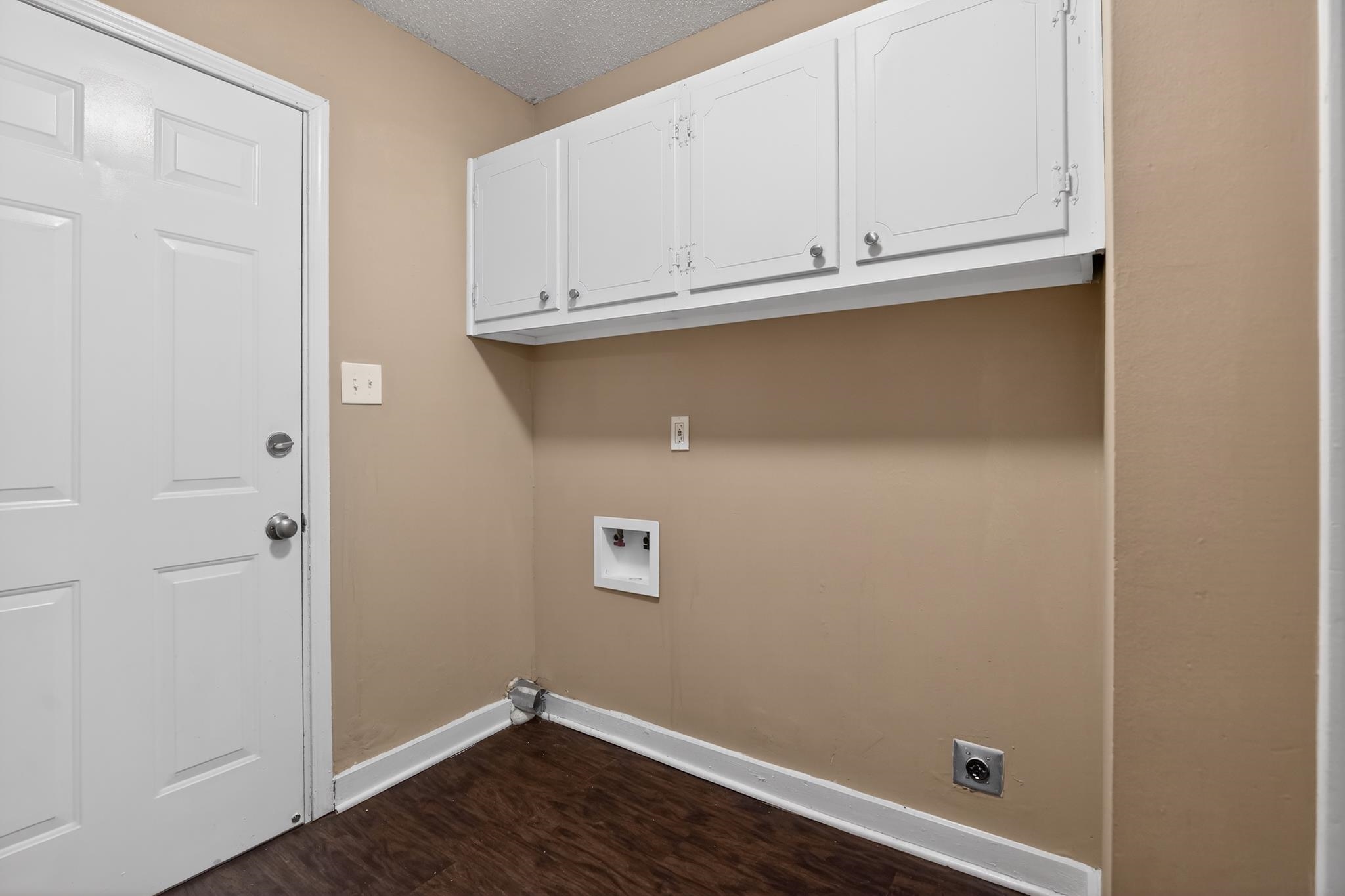 2015 E Holmes Rd Property Photo 35