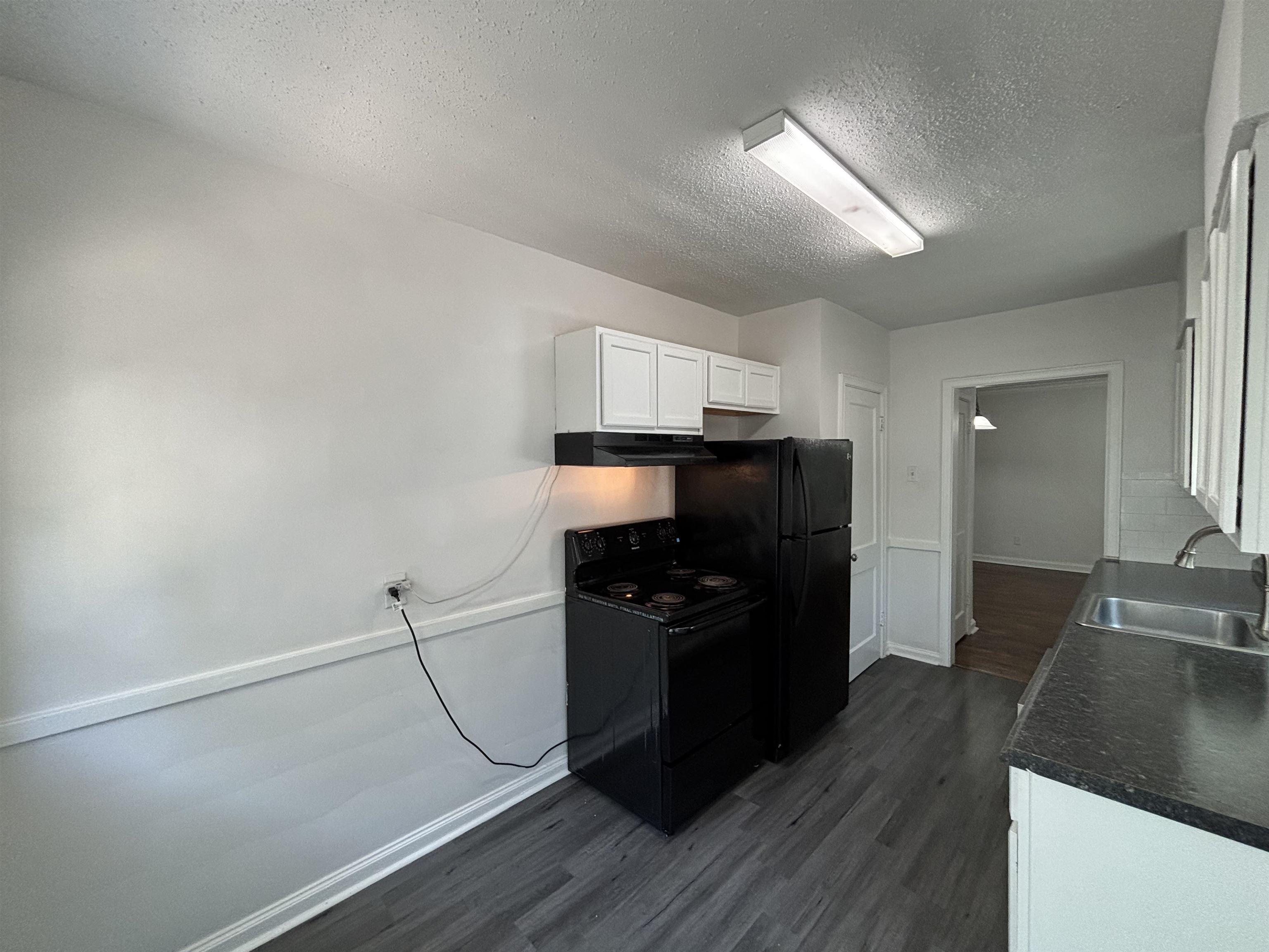 378 N Highland St Property Photo 5