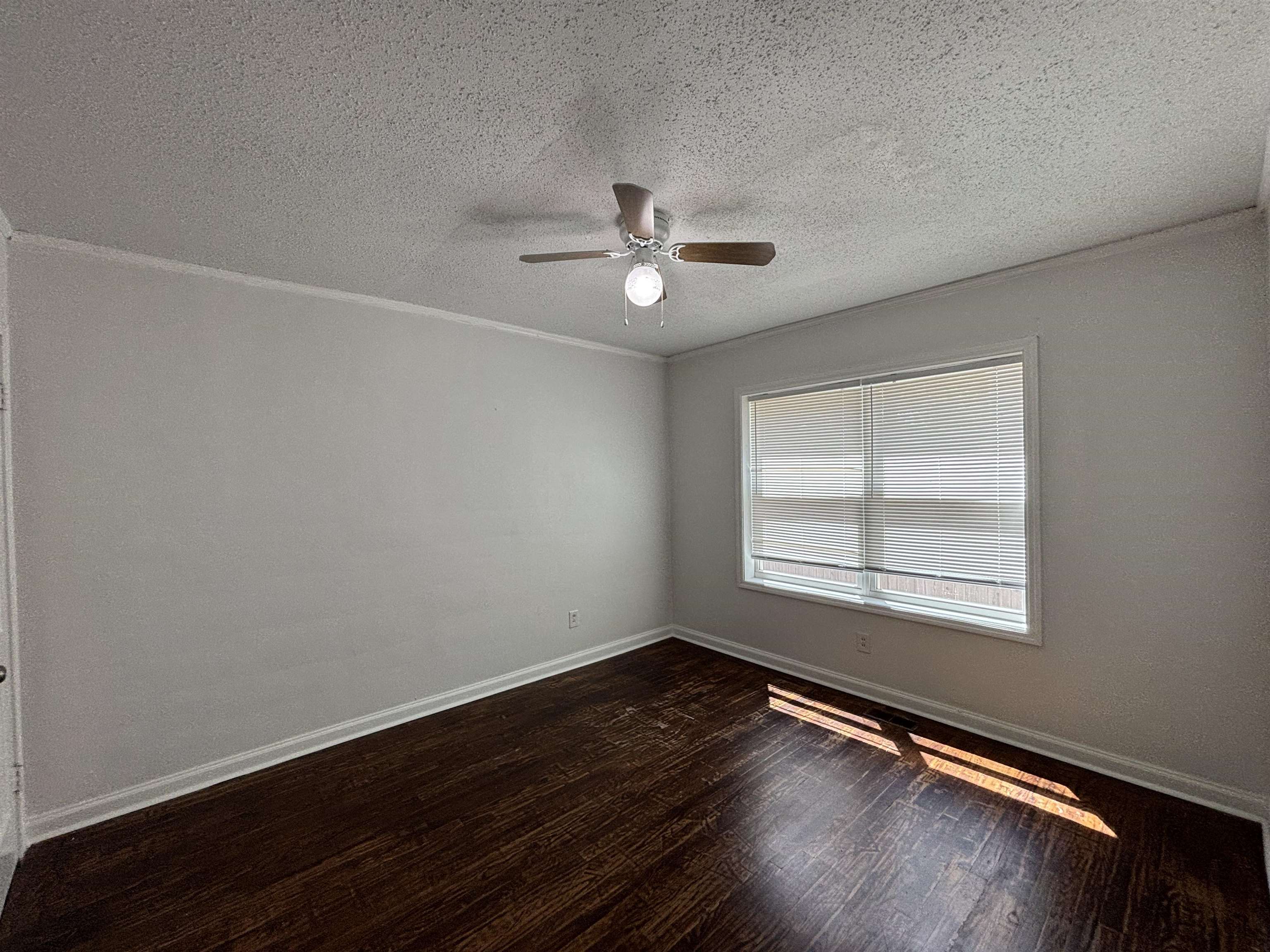 378 N Highland St Property Photo 6