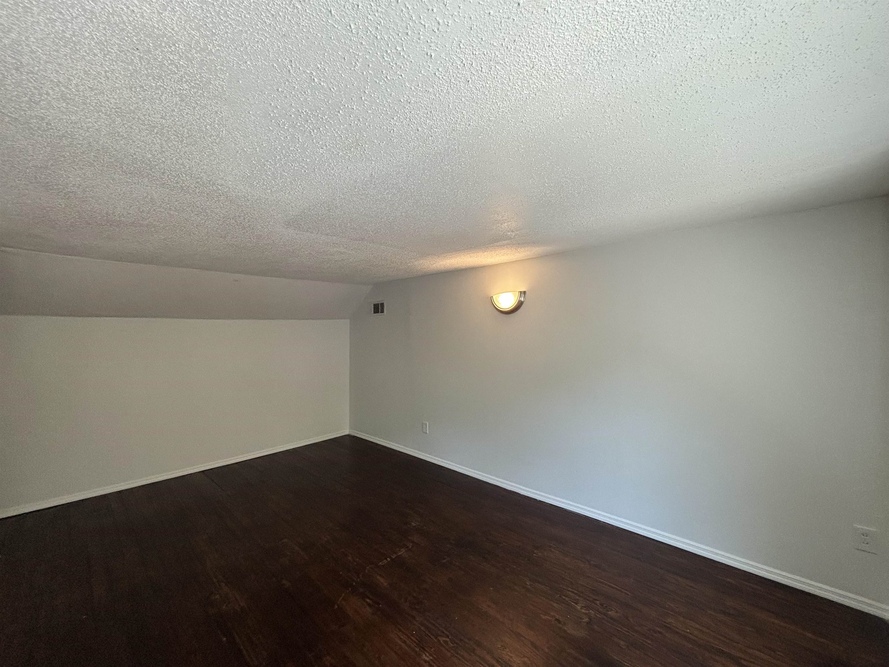 378 N Highland St Property Photo 15