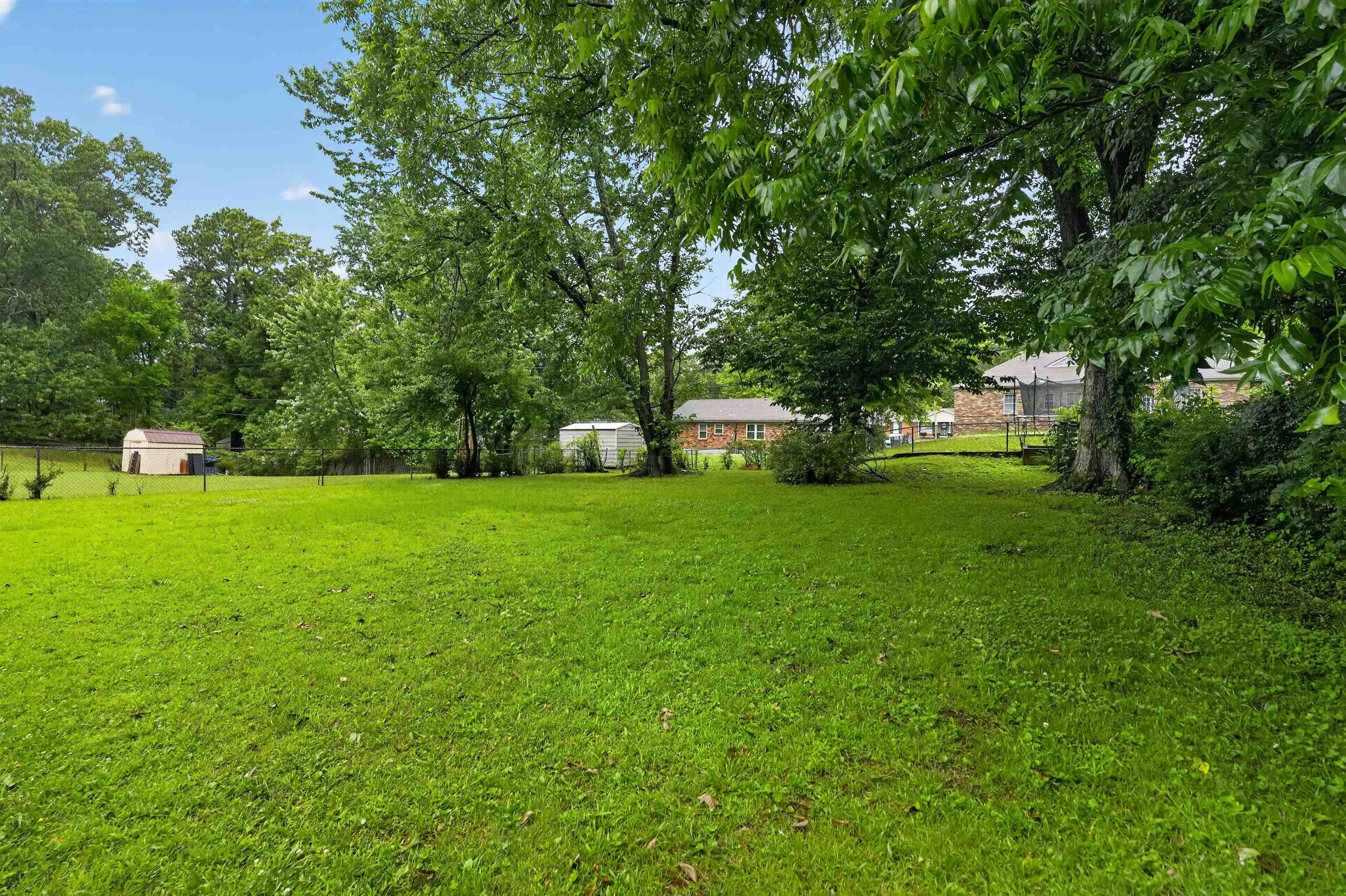 3152 Mackham Ave Property Photo 4