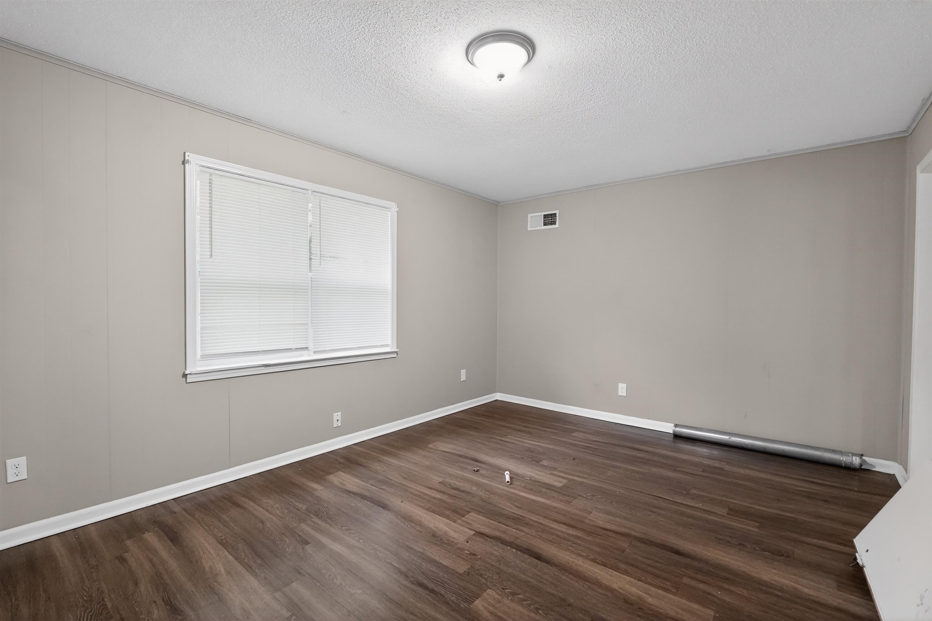 3152 Mackham Ave Property Photo 11