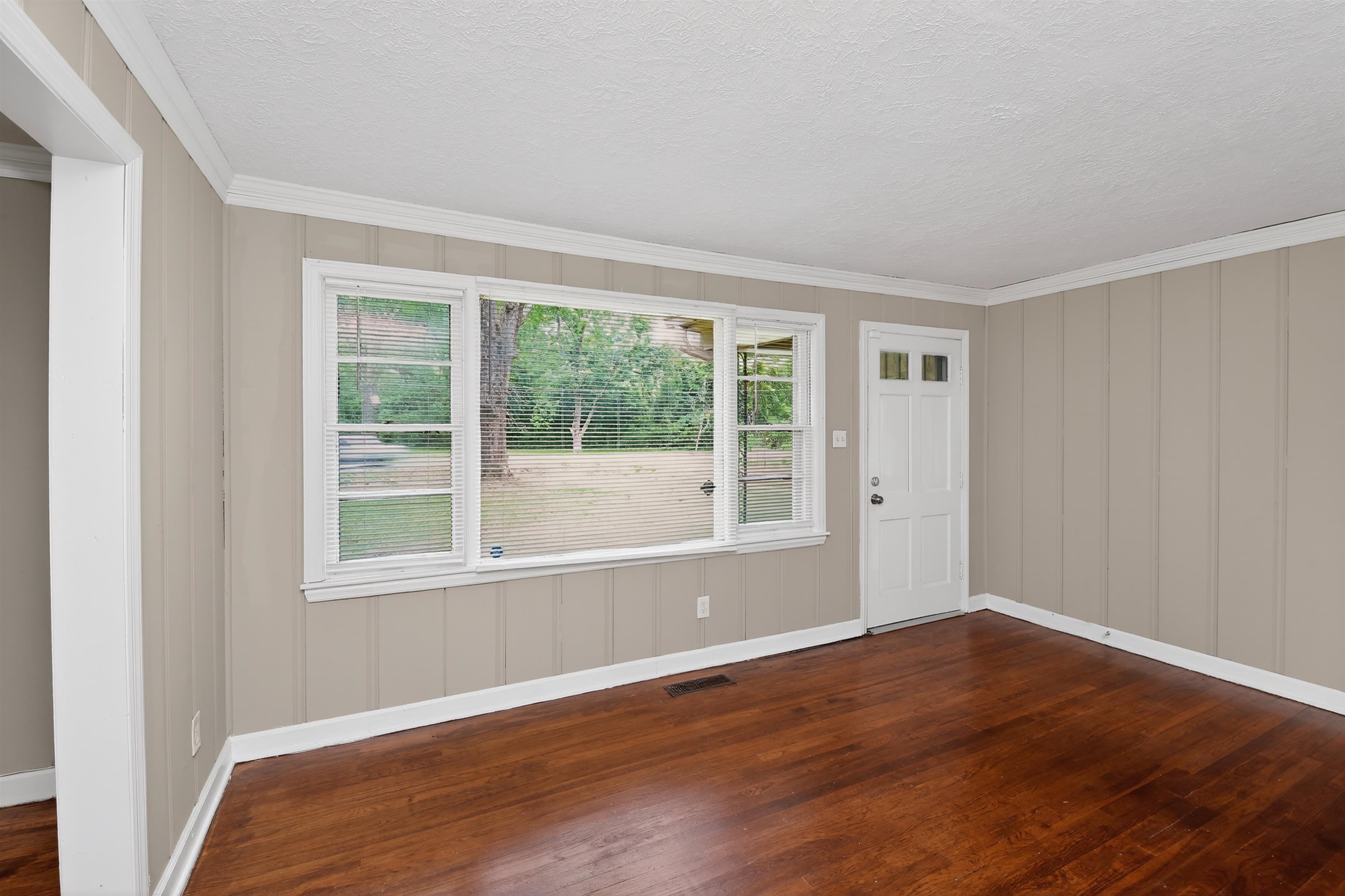 2840 Allen Rd Property Photo 8