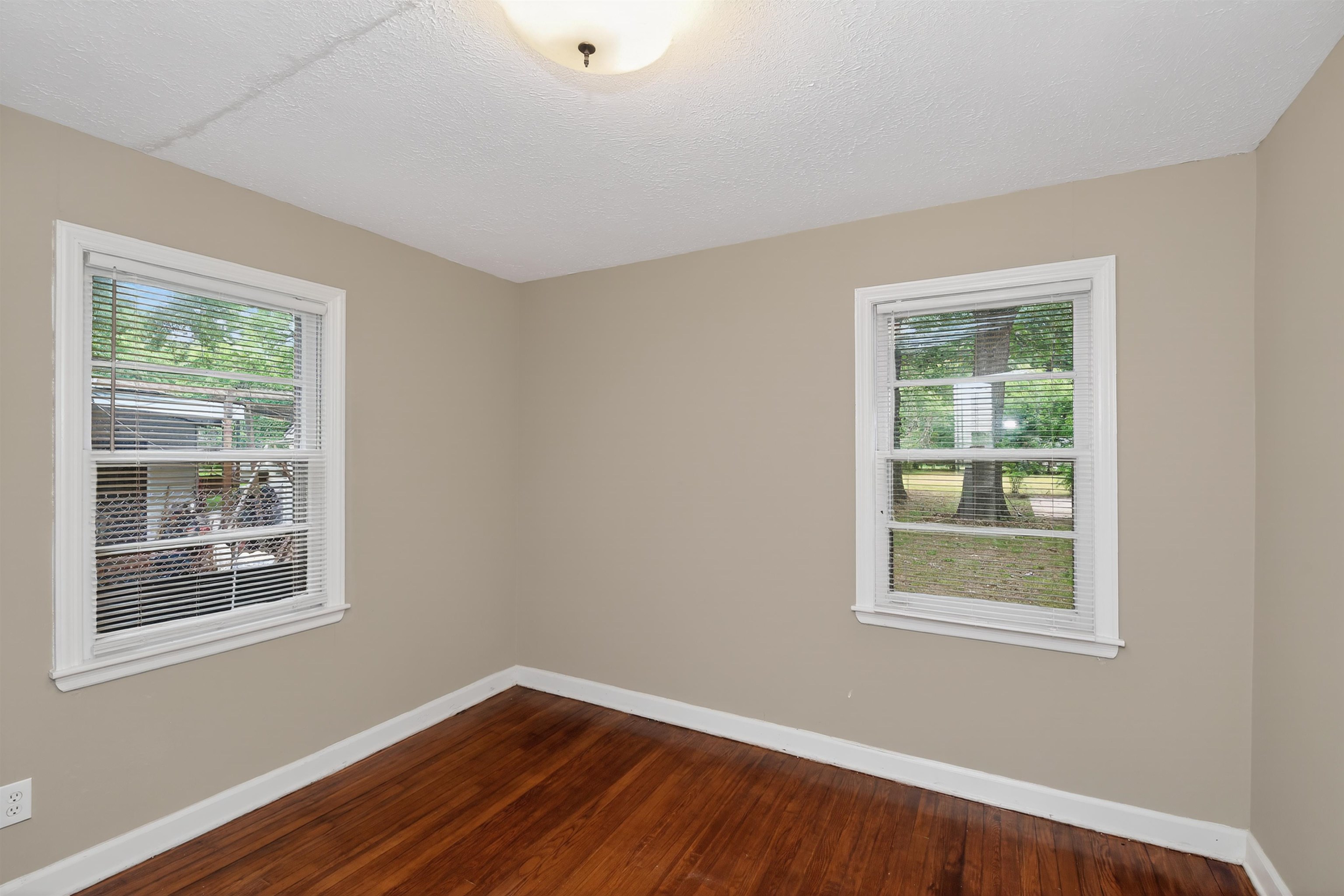 2840 Allen Rd Property Photo 13