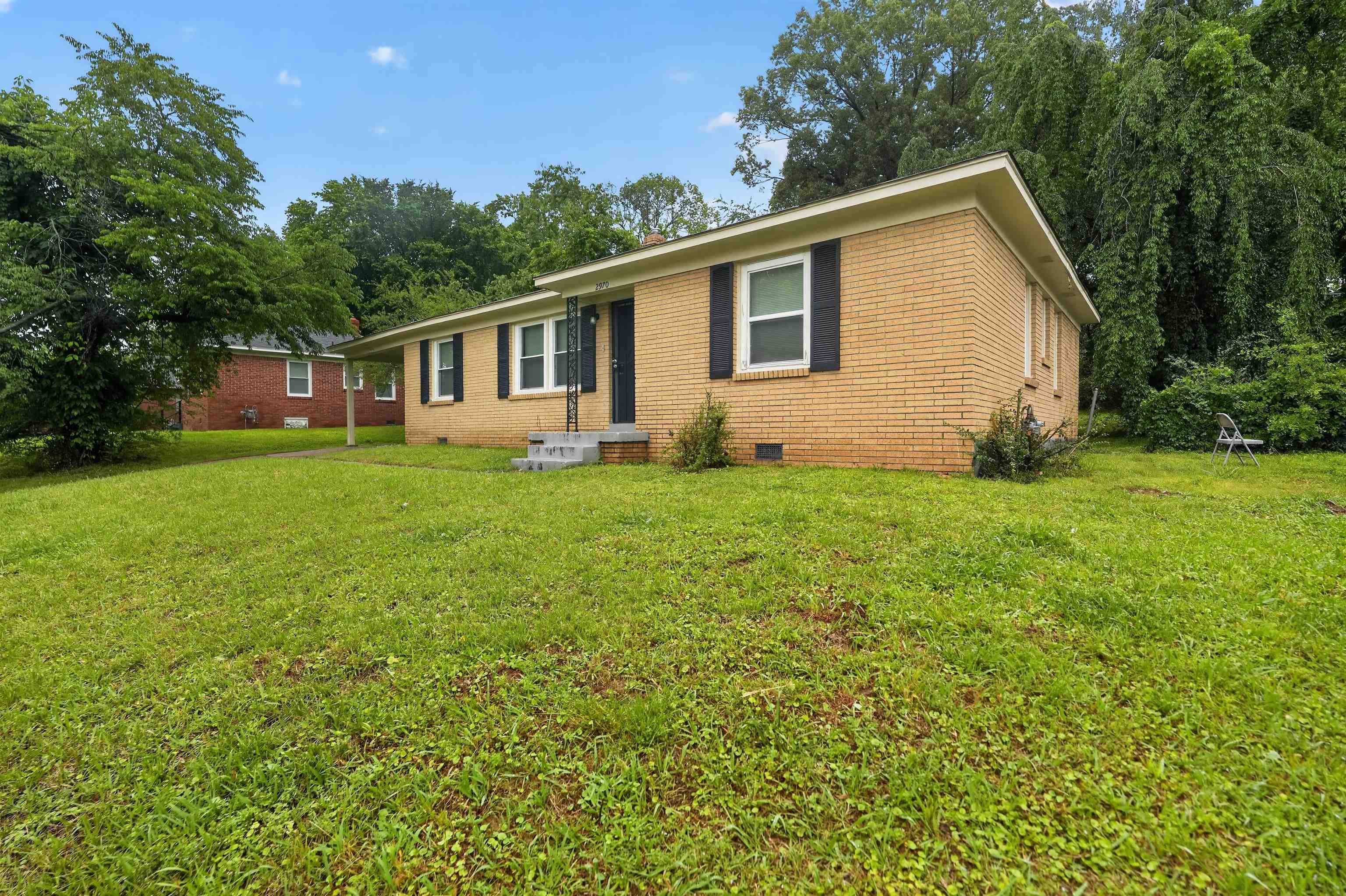 2970 MANNDALE DR Property Photo 1