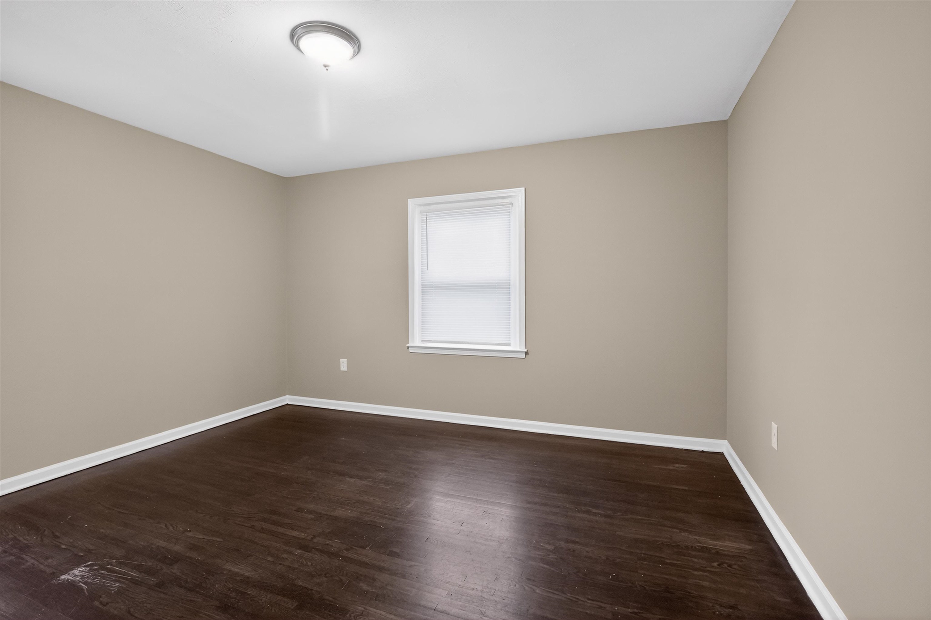 2970 Manndale Dr Property Photo 15