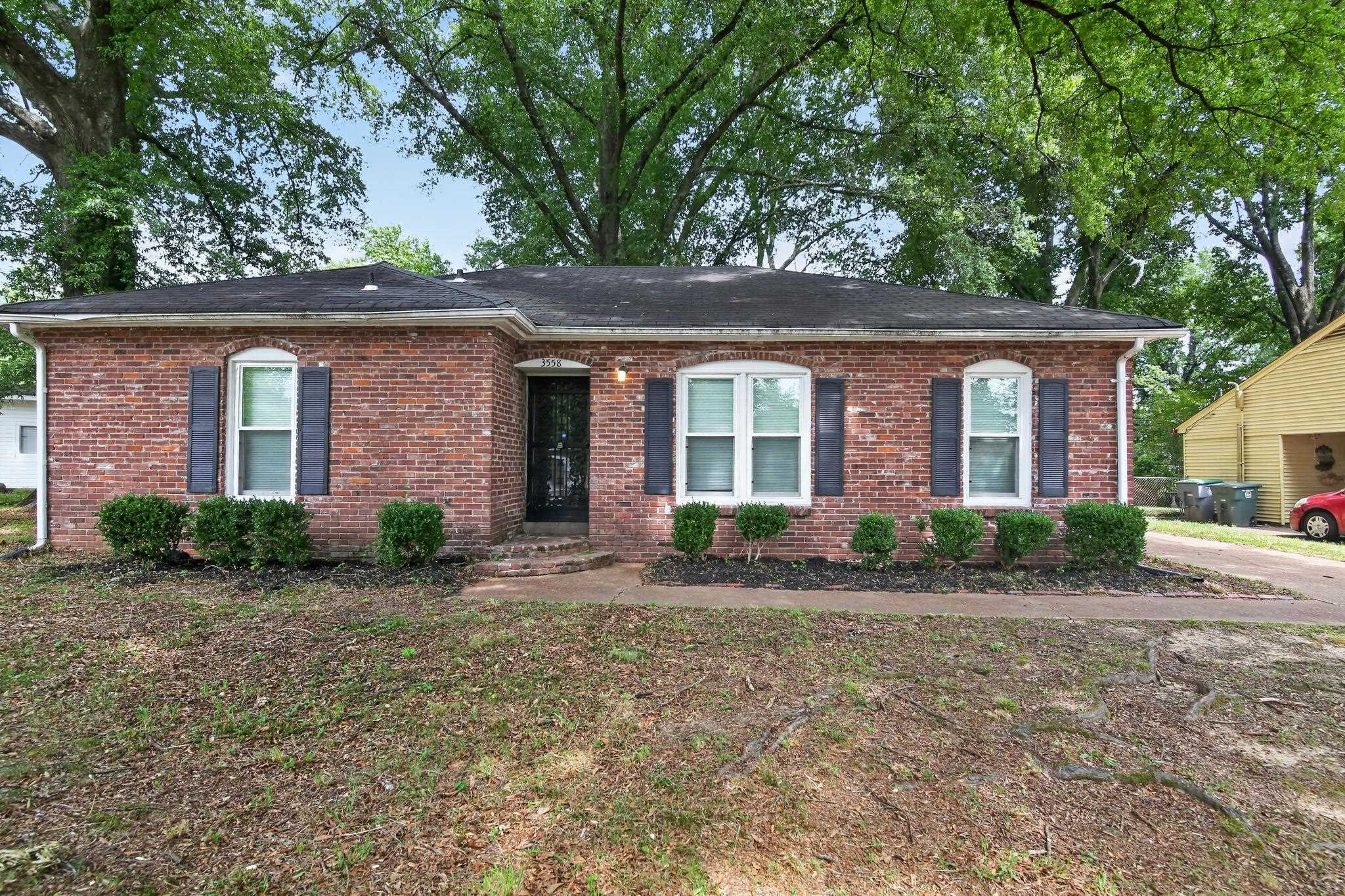 3558 NORTHMOOR AVE Property Photo 1