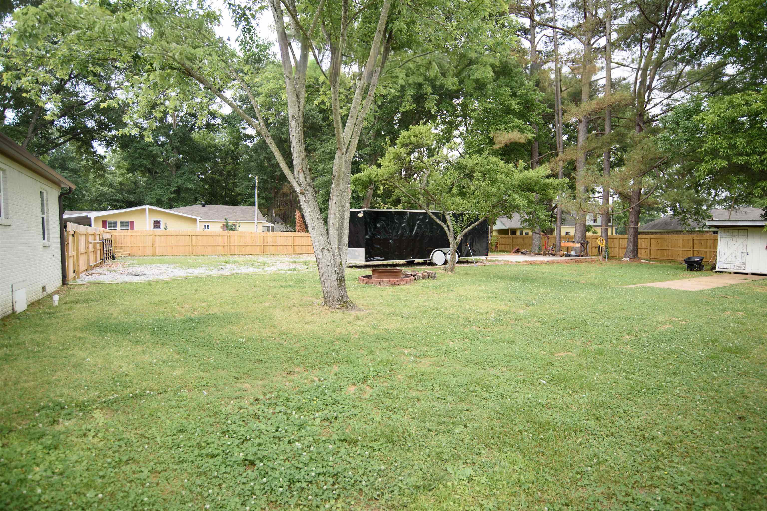 220 Third St Property Photo 12