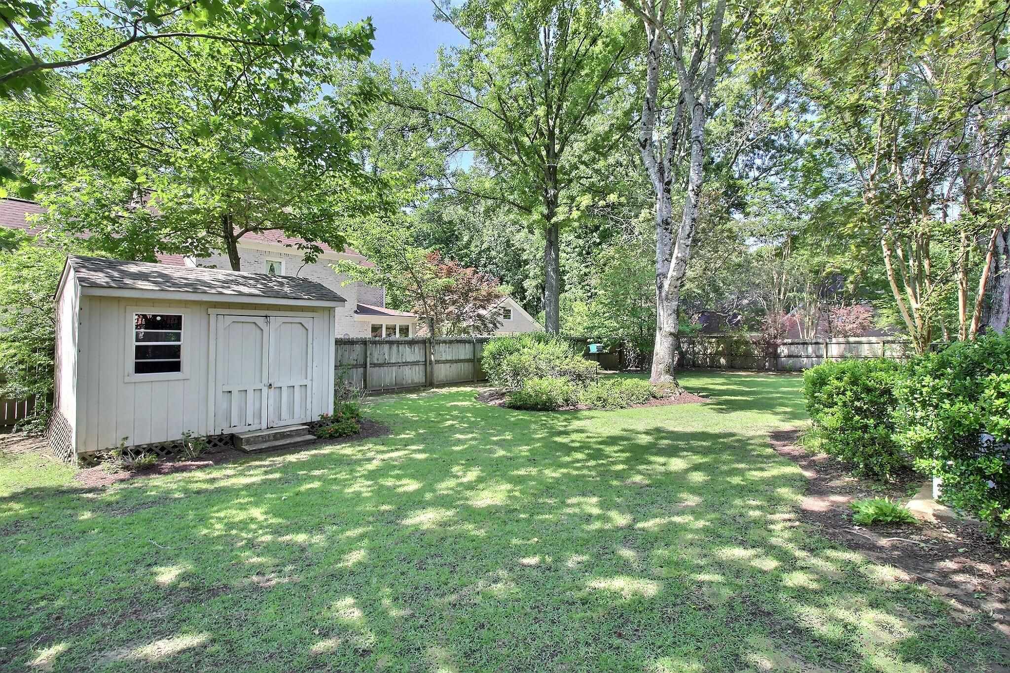 10427 Shea Woods Dr Property Photo 33