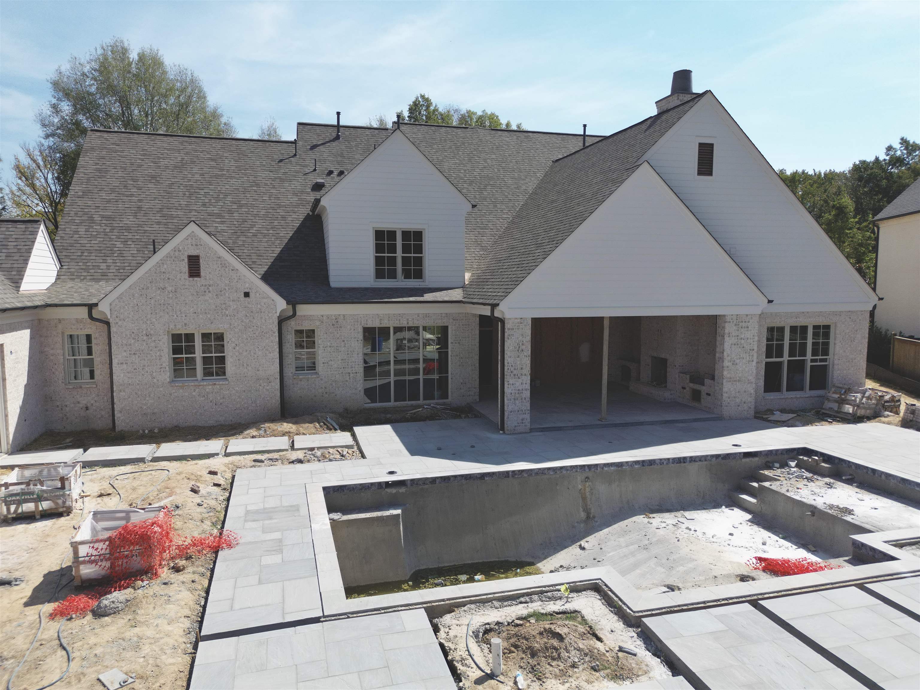 577 Lambs Brook Ln Property Photo 3