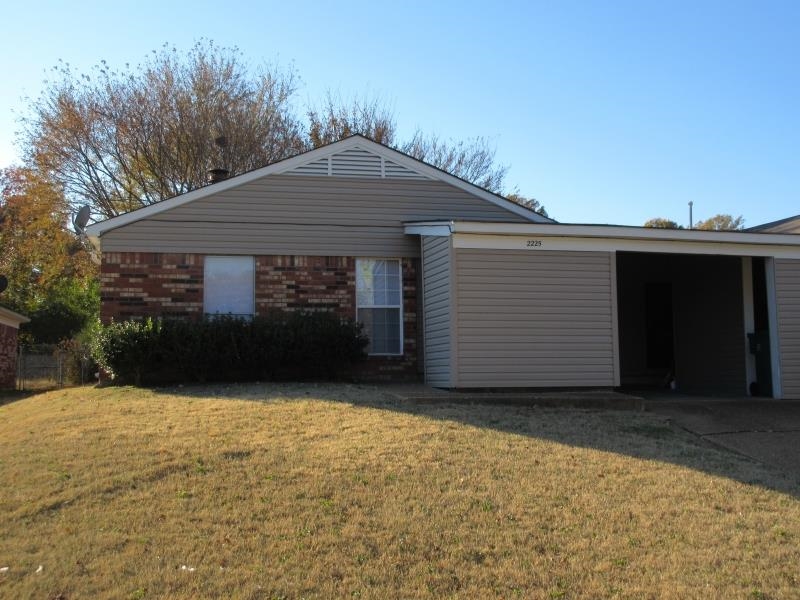 2225 GOLDBRIER LN Property Photo 1
