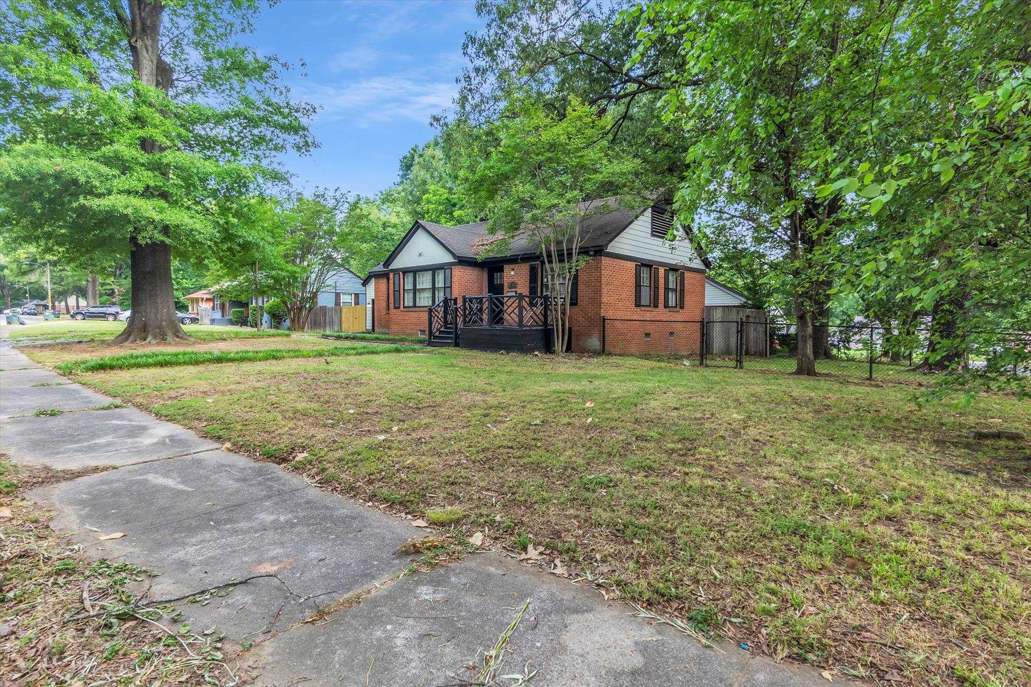 3788 Allandale Ln Property Photo 3