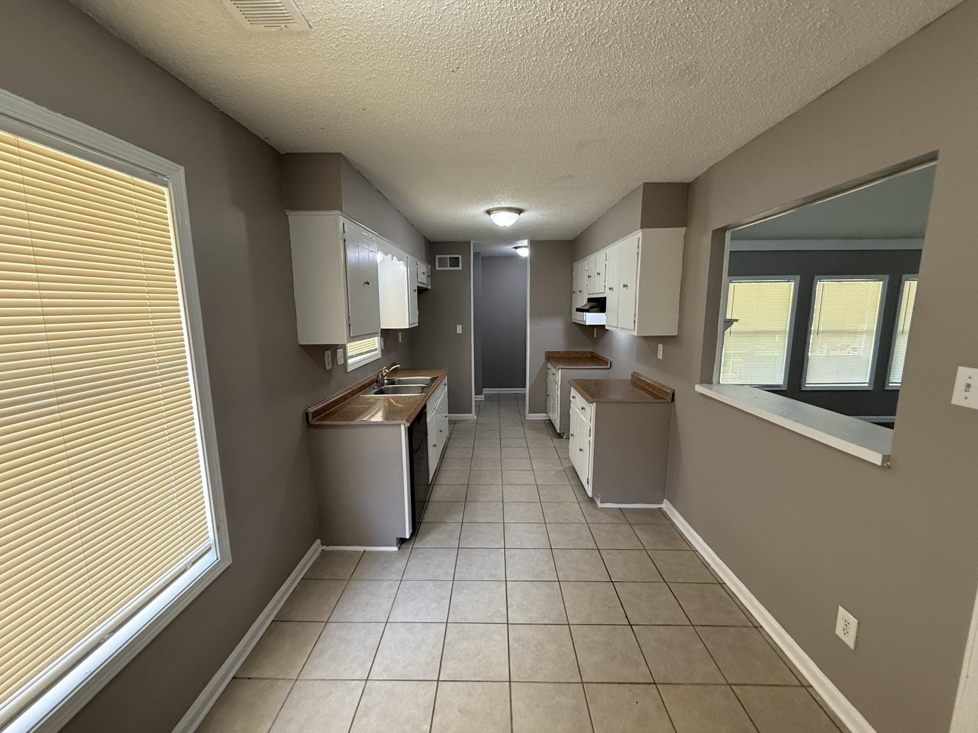 6136 Scarlet Leaf Dr Property Photo 7
