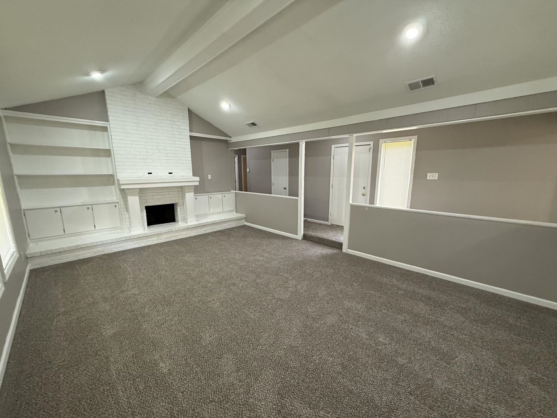 6136 Scarlet Leaf Dr Property Photo 8
