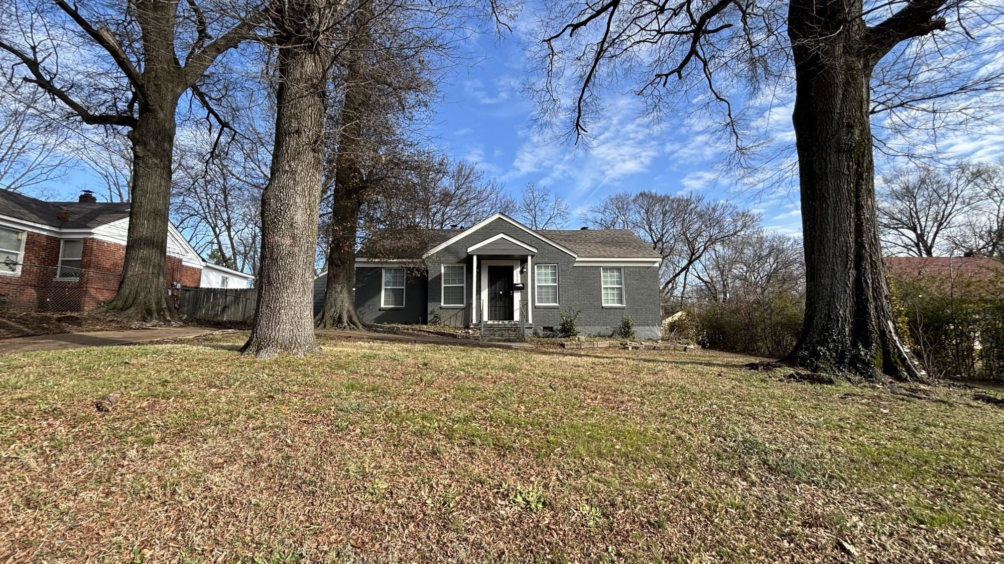 1272 Semmes St Property Photo 1